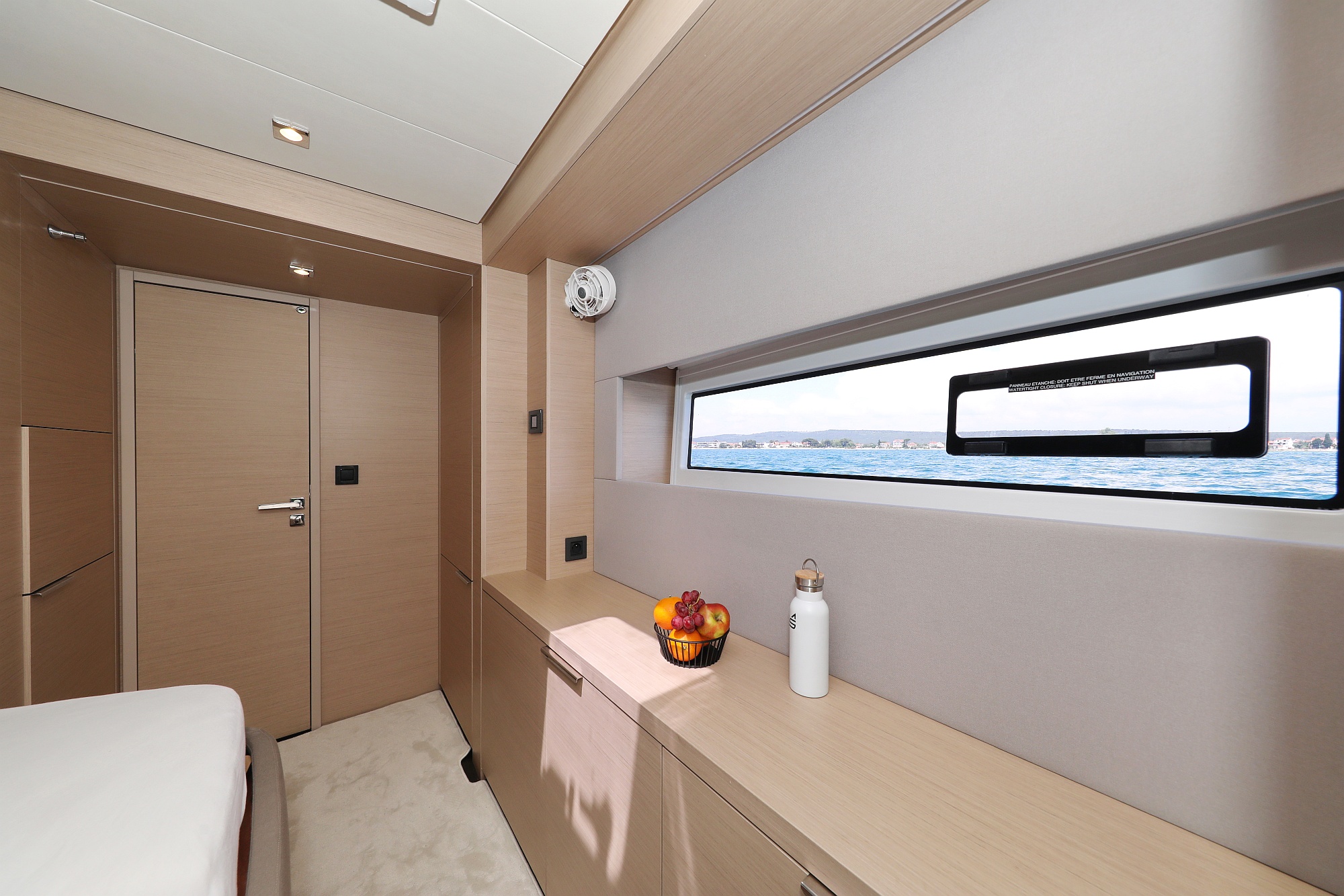 Photo #186 - Lagoon 55 - Elegance line (NOMAD) en Split - 10900