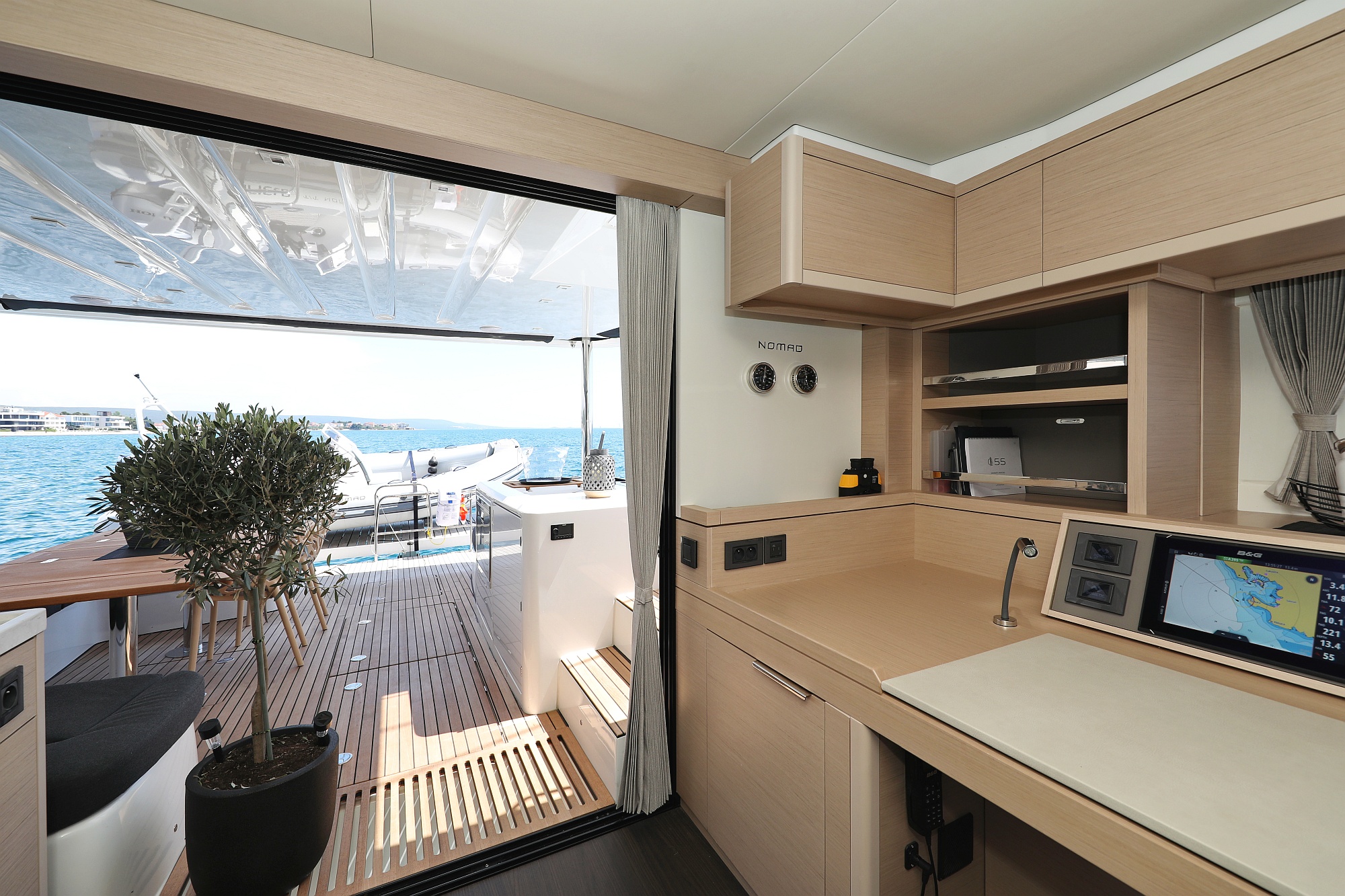 Photo #103 - Lagoon 55 - Elegance line (NOMAD) en Split - 10900