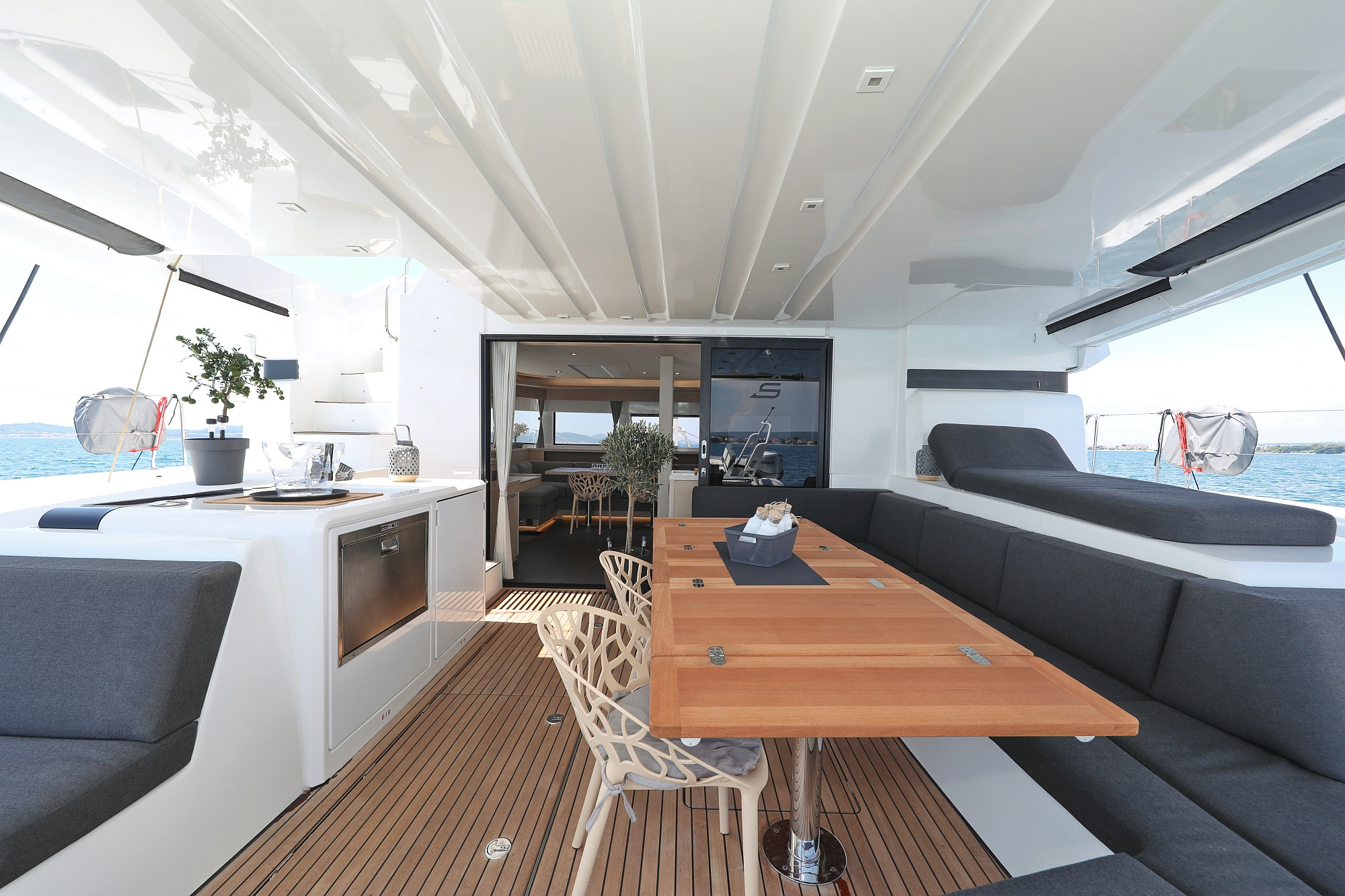 Photo #202 - Lagoon 55 - Elegance line (NOMAD) en Split - 10900