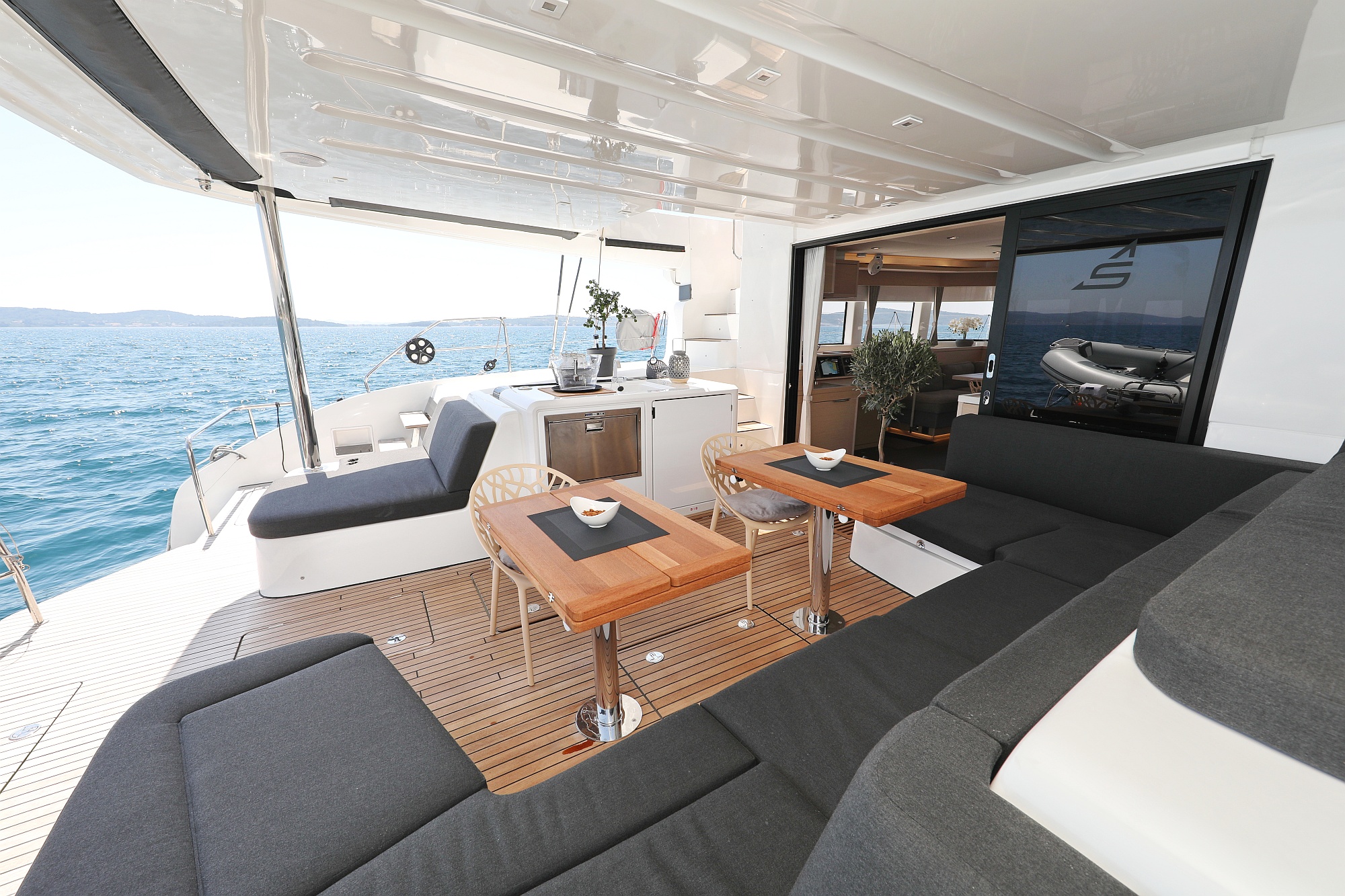 Photo #136 - Lagoon 55 - Elegance line (NOMAD) en Split - 10900