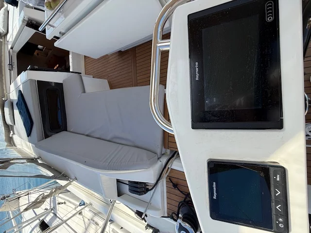 Oceanis 46.1 (COOKIE)  - 29