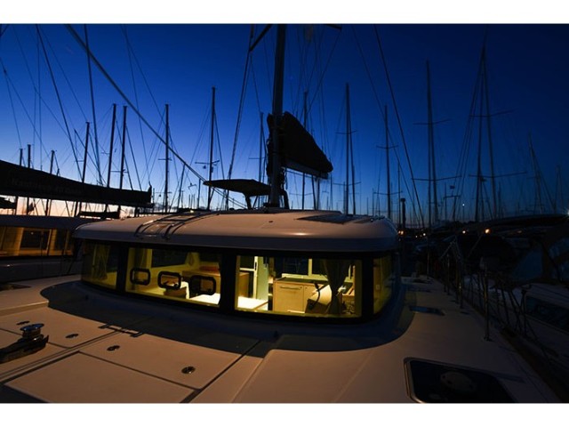 Photo #24 - Lagoon 39 (Tortilla) in Athen - 18073