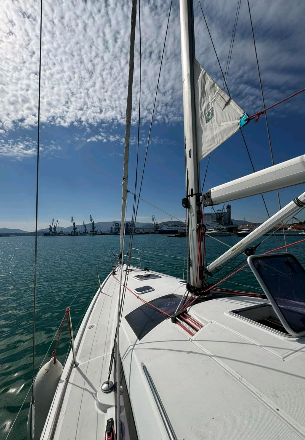 Photo #12 - Sun Odyssey 42DS (FREYA) in Volos - 19019
