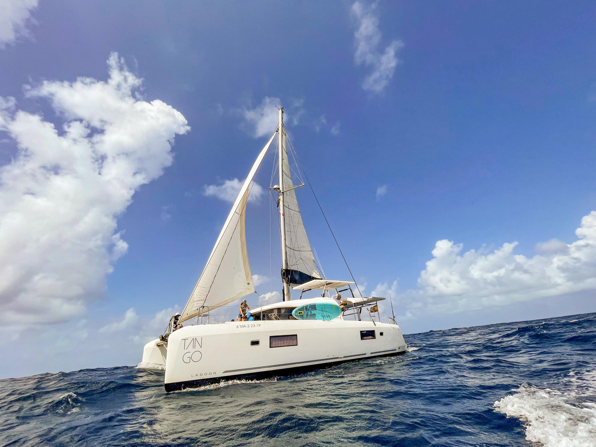 Photo #10 - Lagoon 42 Owner's Version (Tango) in La Paz - 20114