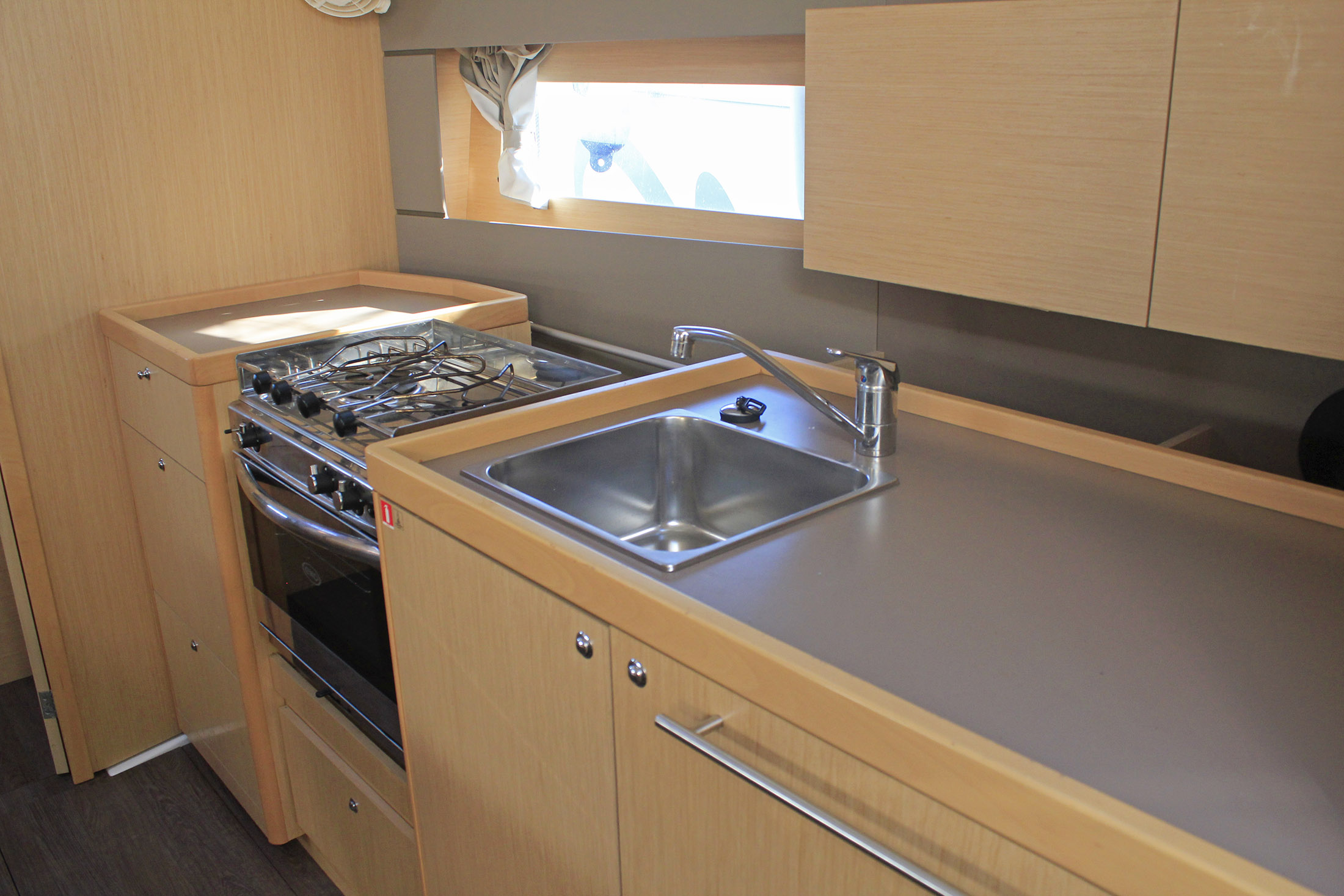Photo #13 - Oceanis 38.1 (VITA) in Barсelona - 5293