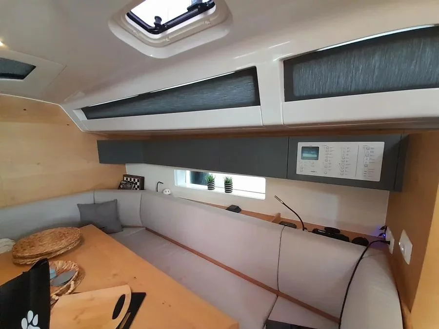 Elan Impression 43 (Unity) Interior image - 5