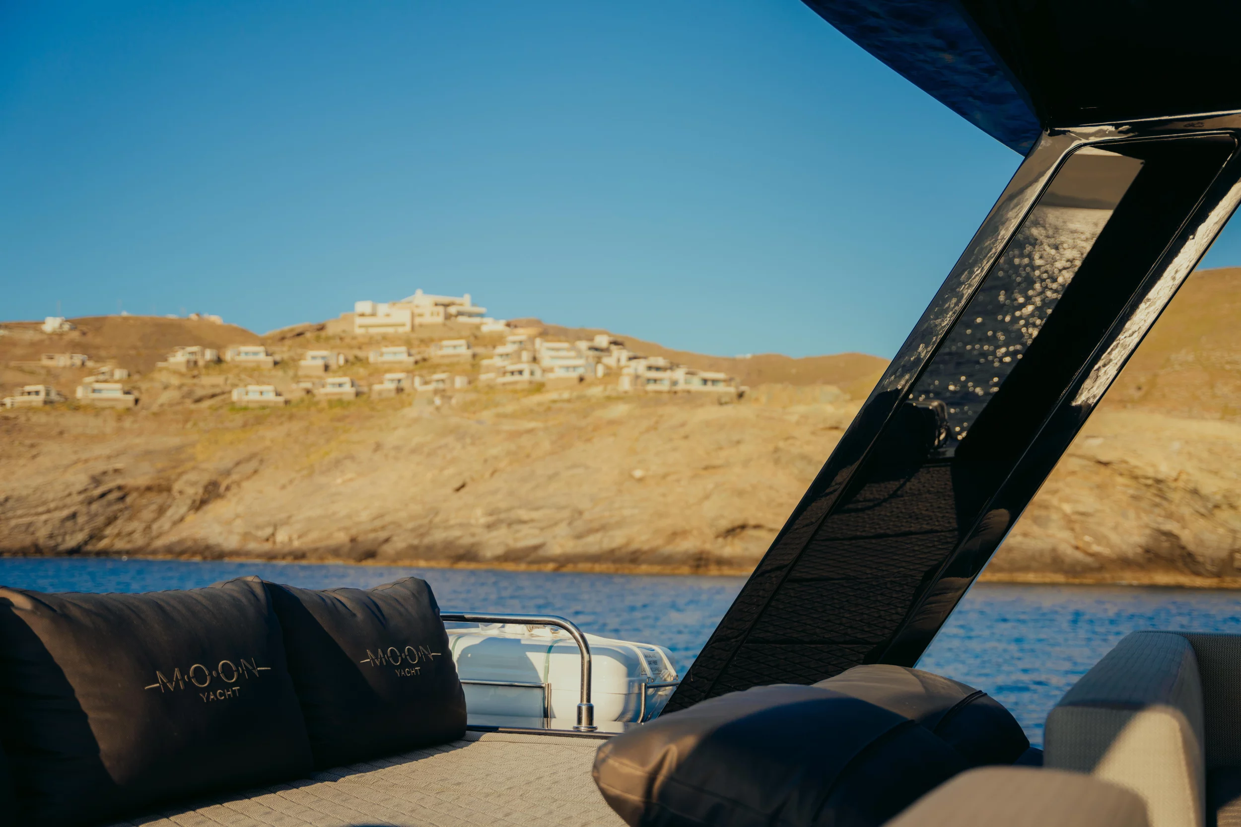 Moon Yacht 65 (Honeymoon)  - 75