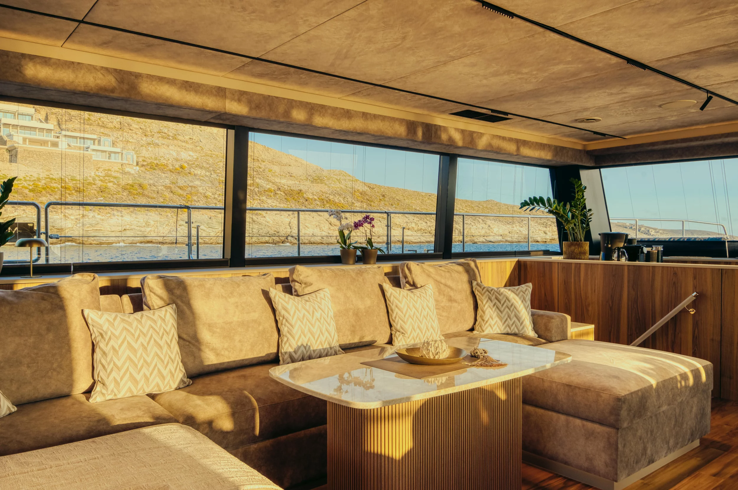Moon Yacht 65 (Honeymoon)  - 17