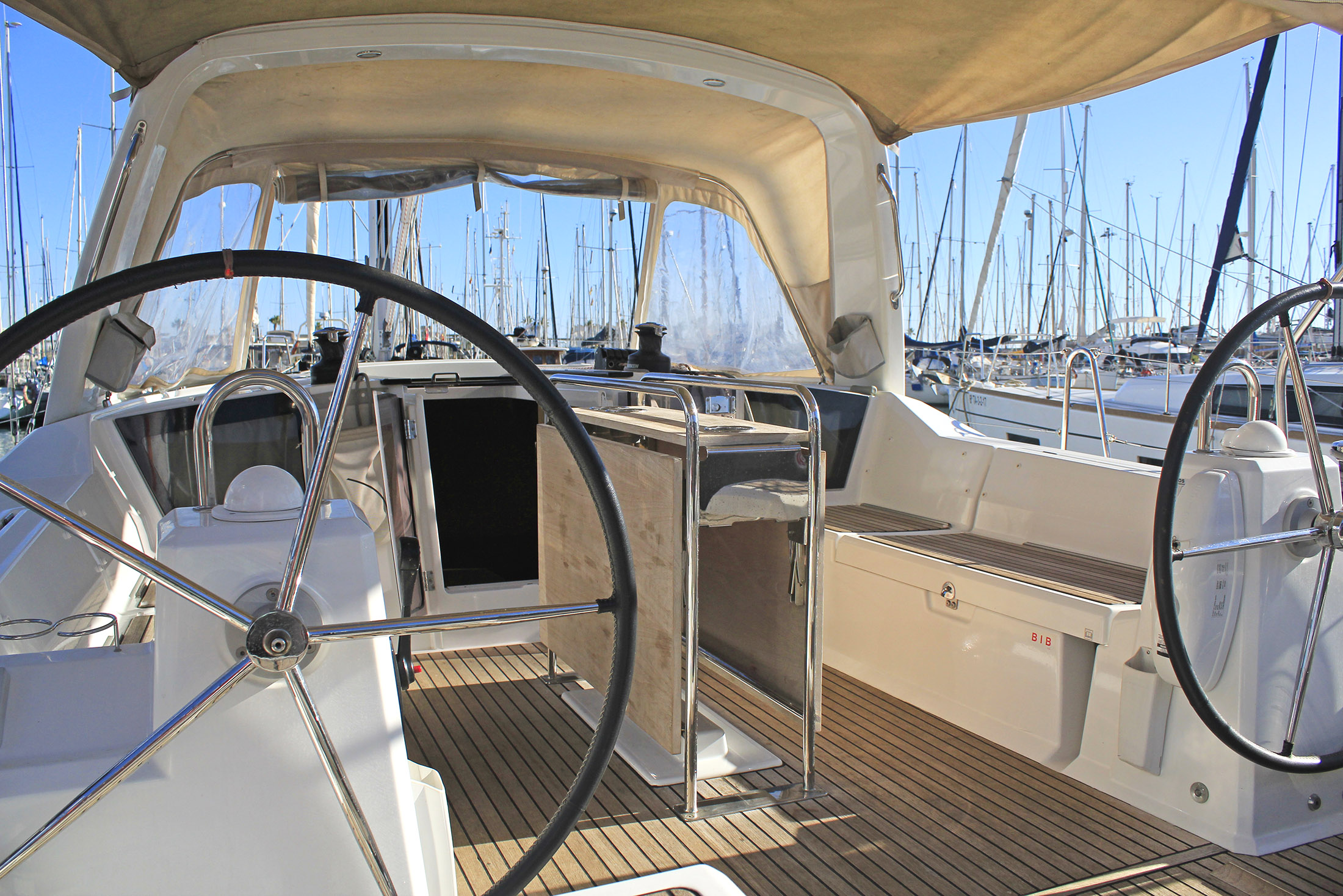 Photo #5 - Oceanis 41.1 (1 Head) (SARDI) en Cambrils - 5294