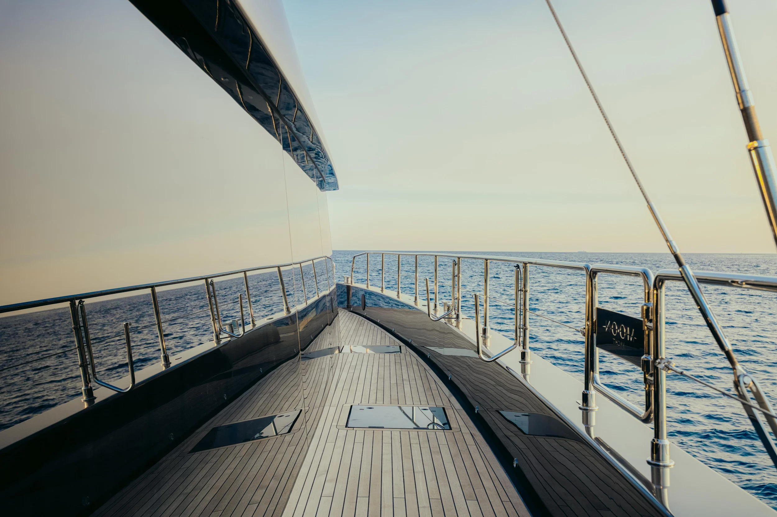 Moon Yacht 65 (Honeymoon)  - 76
