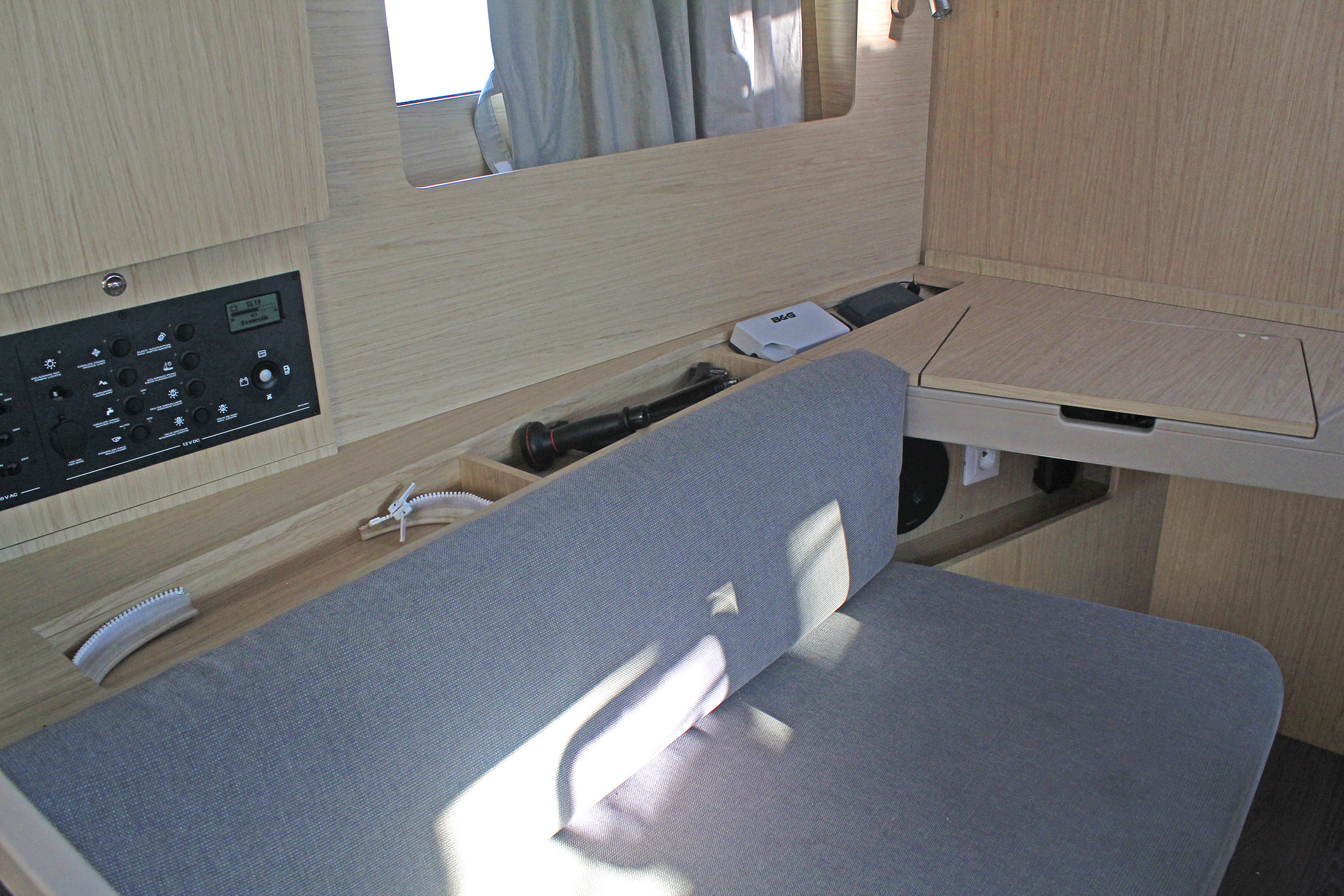 Photo #6 - Oceanis 41.1 (1 Head) (SARDI) en Cambrils - 5294