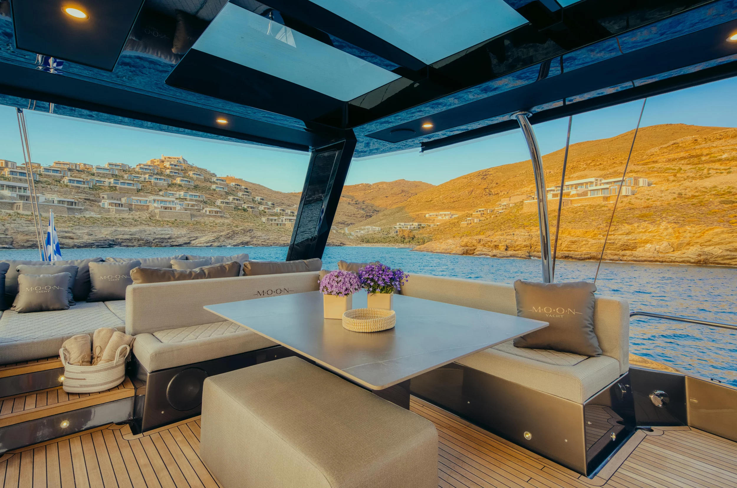 Moon Yacht 65 (Honeymoon)  - 45