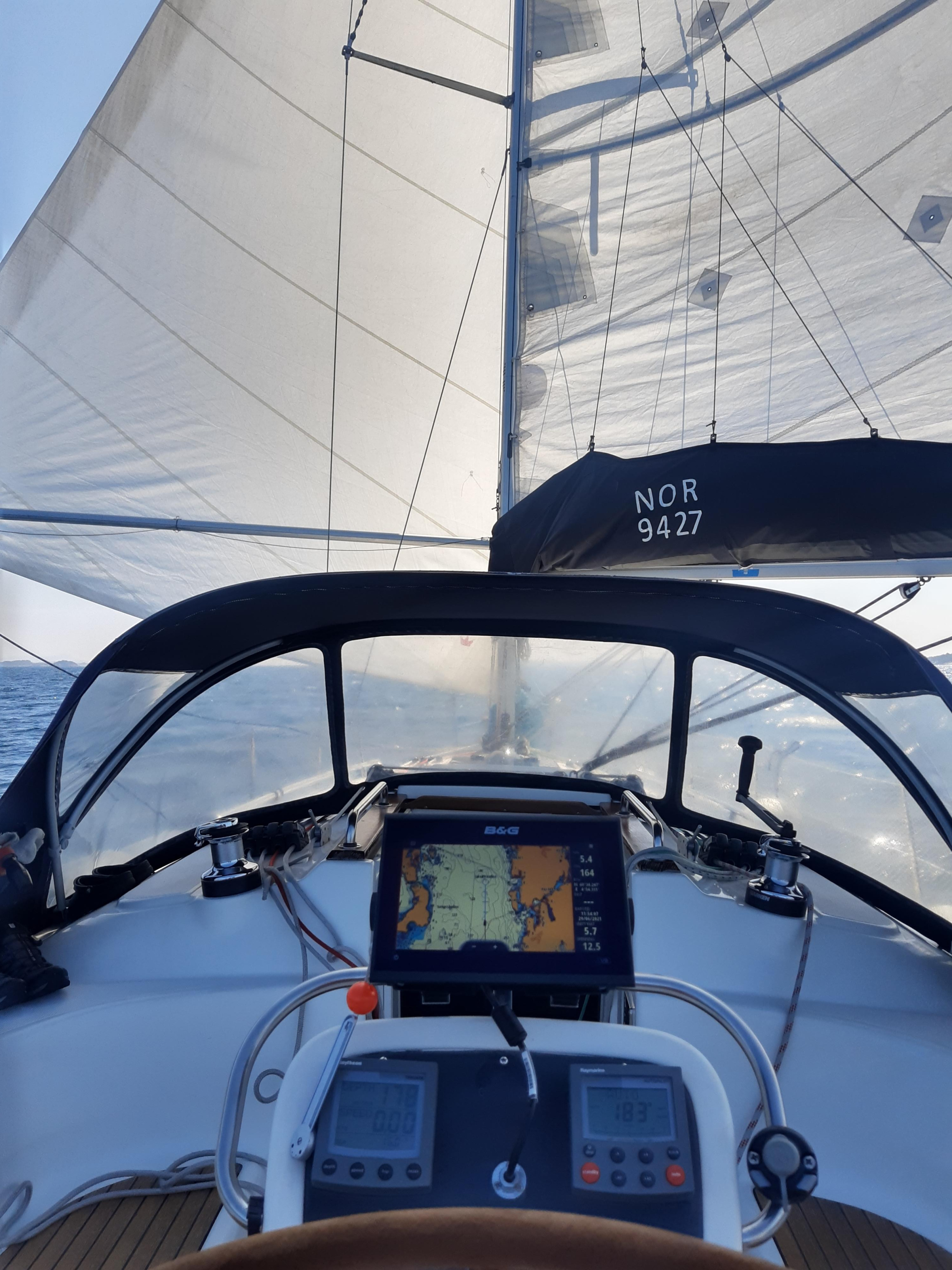 Photo #8 - Bavaria 36 Cruiser (Alto Mare) en Bergen - 20154