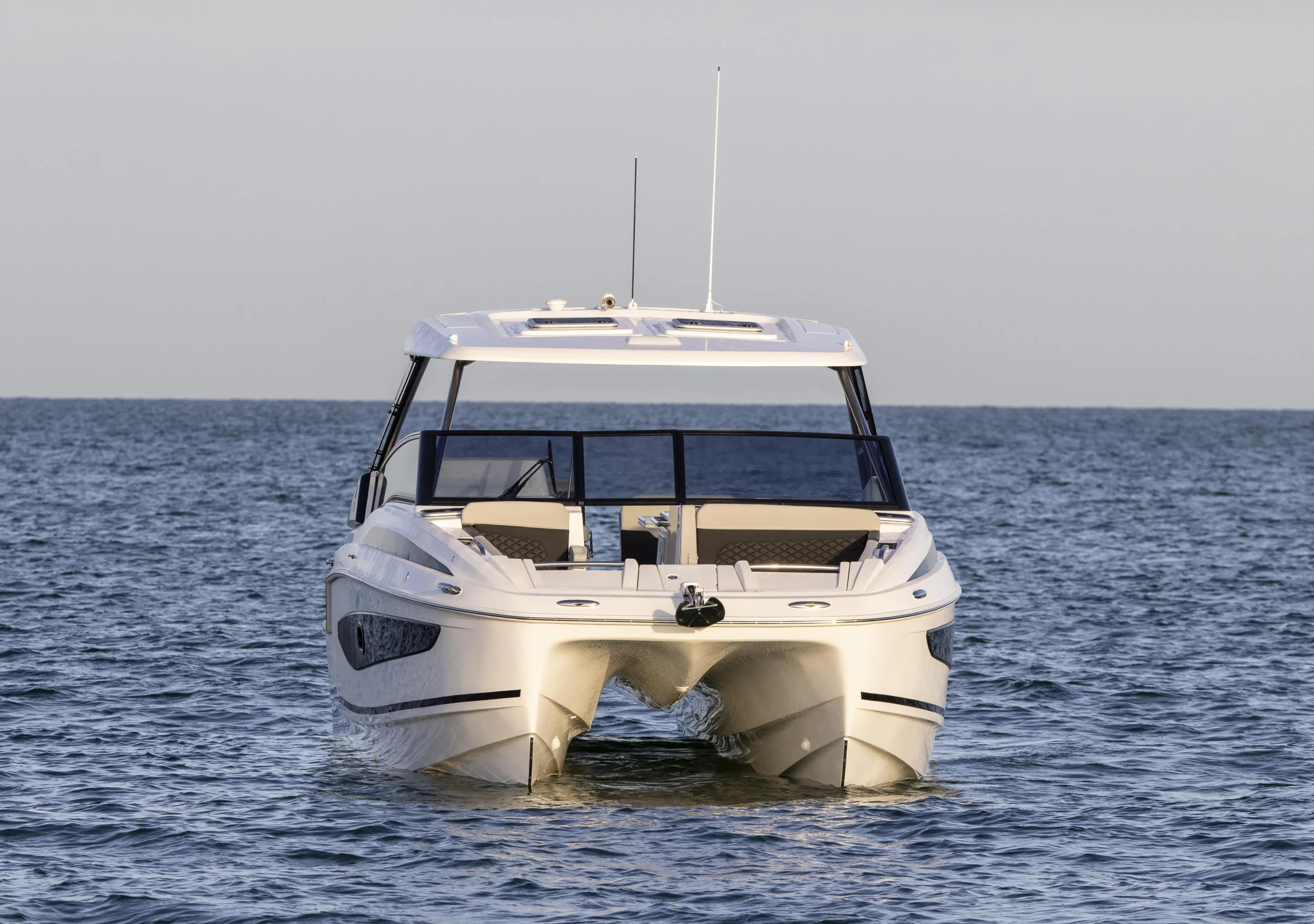 Aquila 32 Sport (BATCAT)  - 17