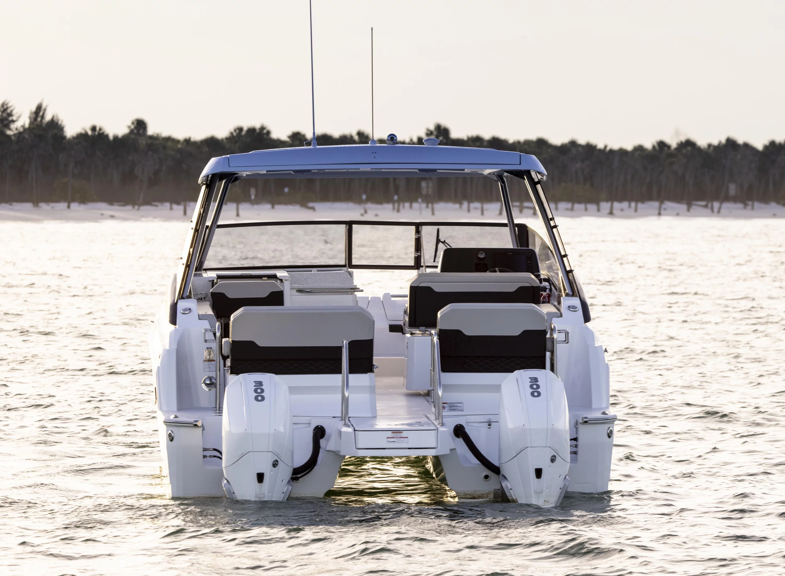 AQUILA 32 SPORT (BATCAT)  - 39