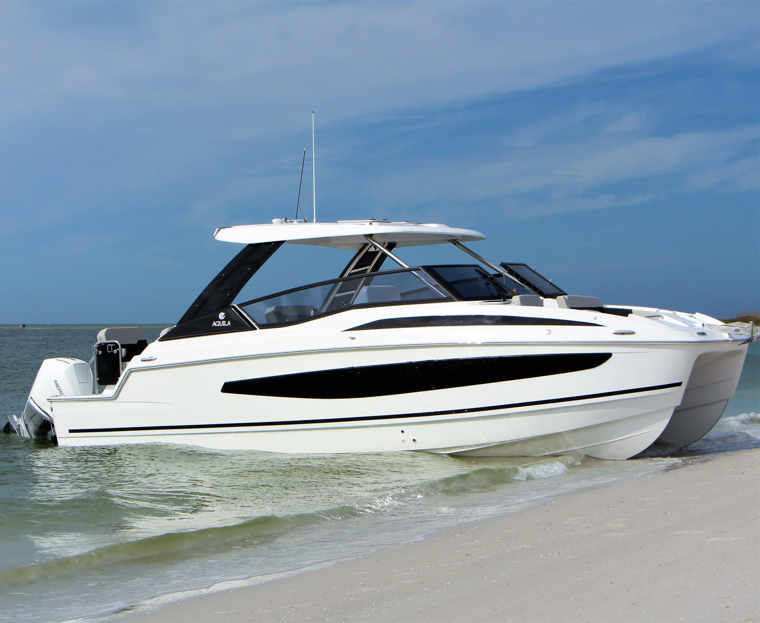 Aquila 32 Sport (BATCAT)  - 13