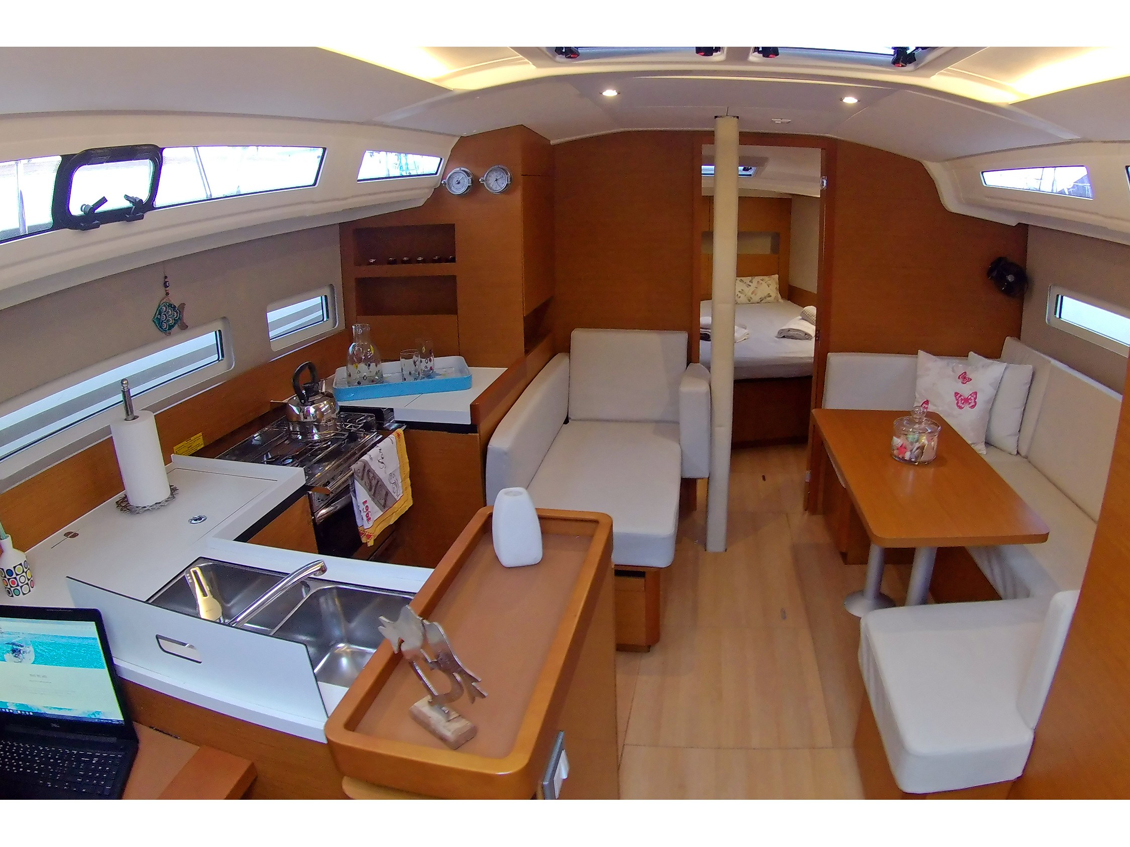 Photo #13 - Sun Odyssey 410 (Evelina) in Lavrion - 15591