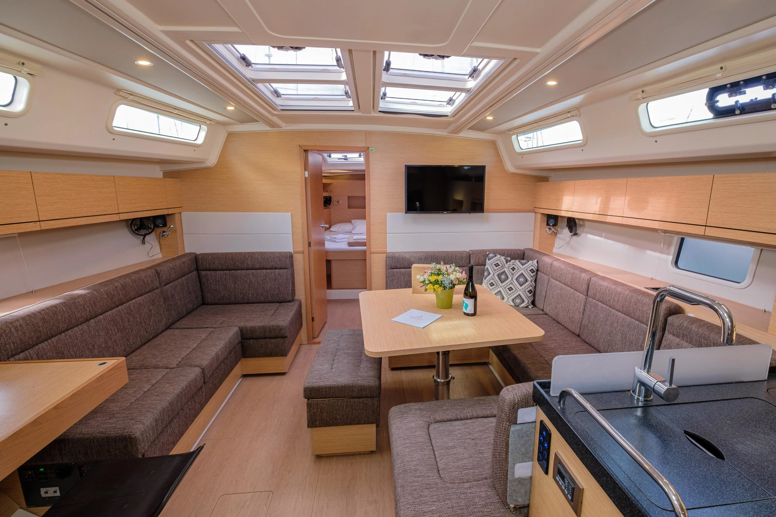Hanse 458 (3 cab (Ella)  - 7