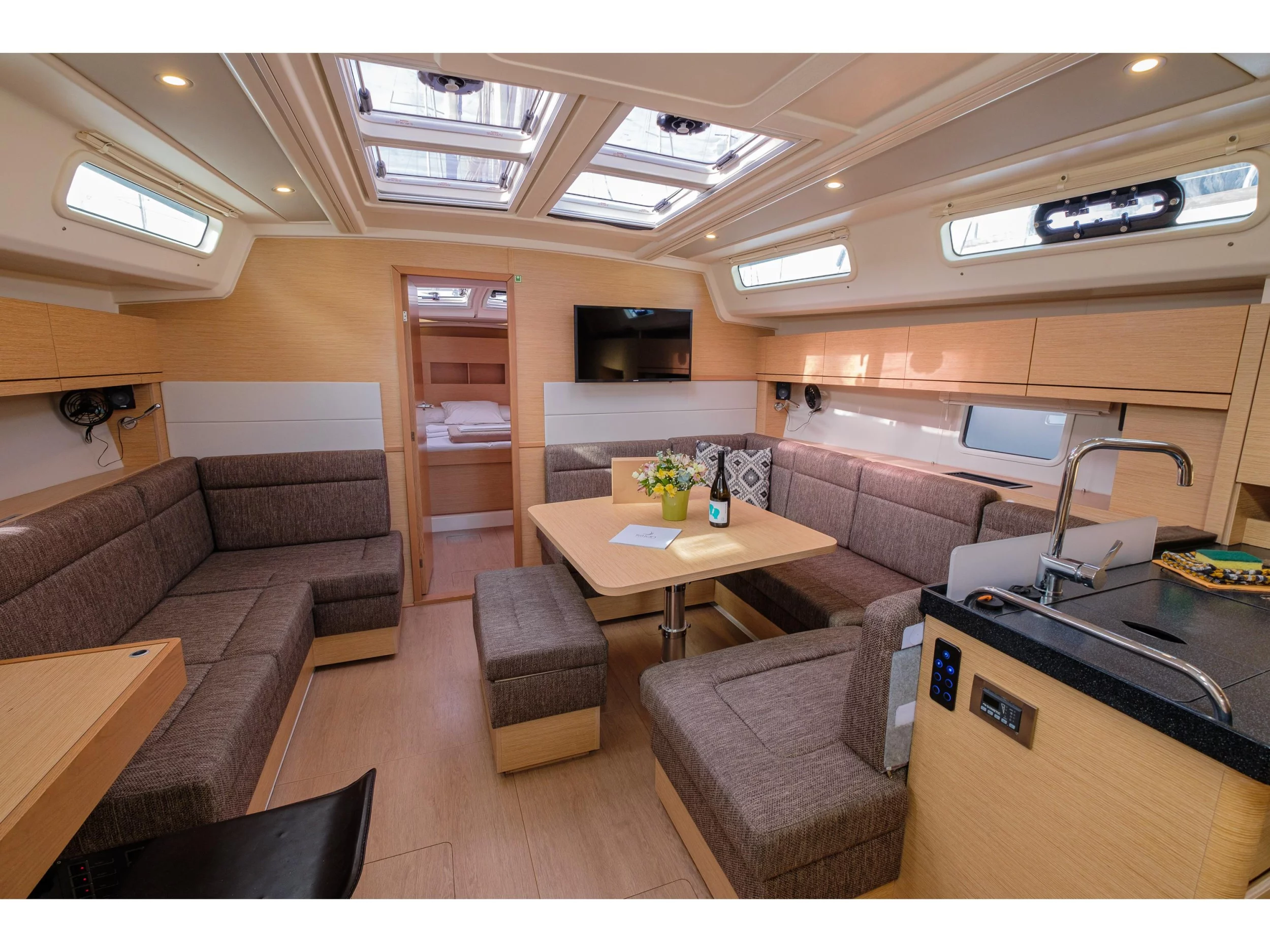 Hanse 458 (3 cab (Ella) Interior image - 26