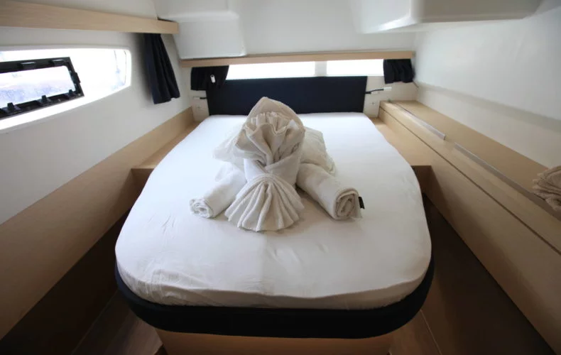 Fountaine Pajot Lucia 40 (La Mer-Kat)  - 19