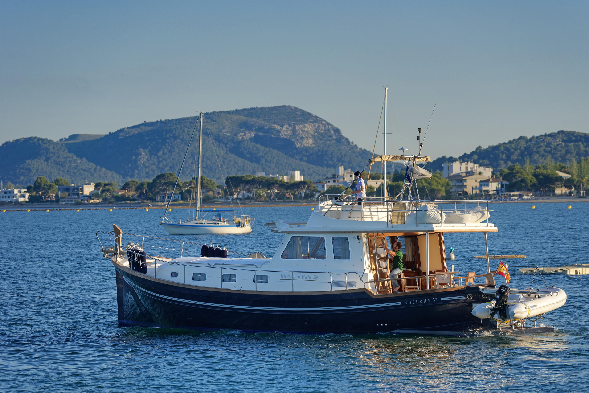 Photo #17 - Menorquin 160 FLY LUX (Buccara VI) en Mahon - 9237