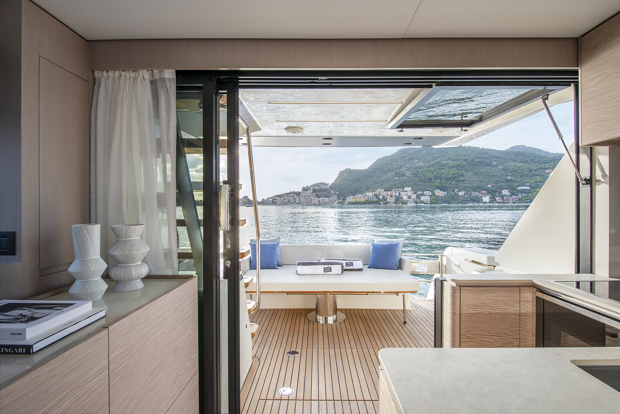 Photo #14 - Ferretti 500 (Anna) in Podstrana - 20314