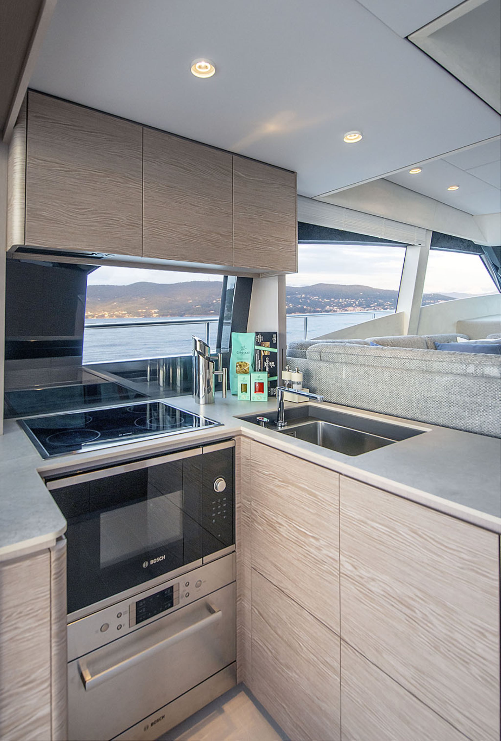 Photo #6 - Ferretti 500 (Anna) in Podstrana - 20314