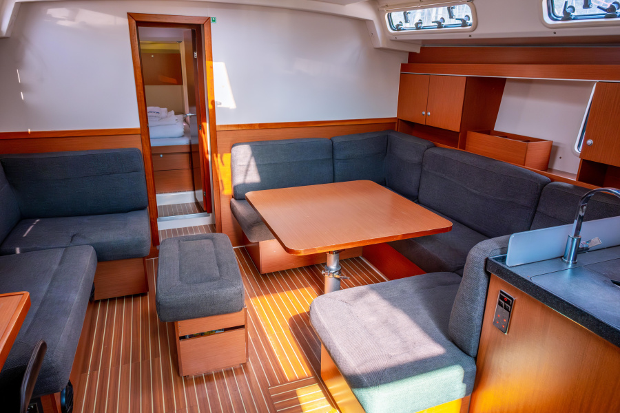 Photo #35 - Hanse 445 - 4 cabin (Draco) in Fethiye - 19087