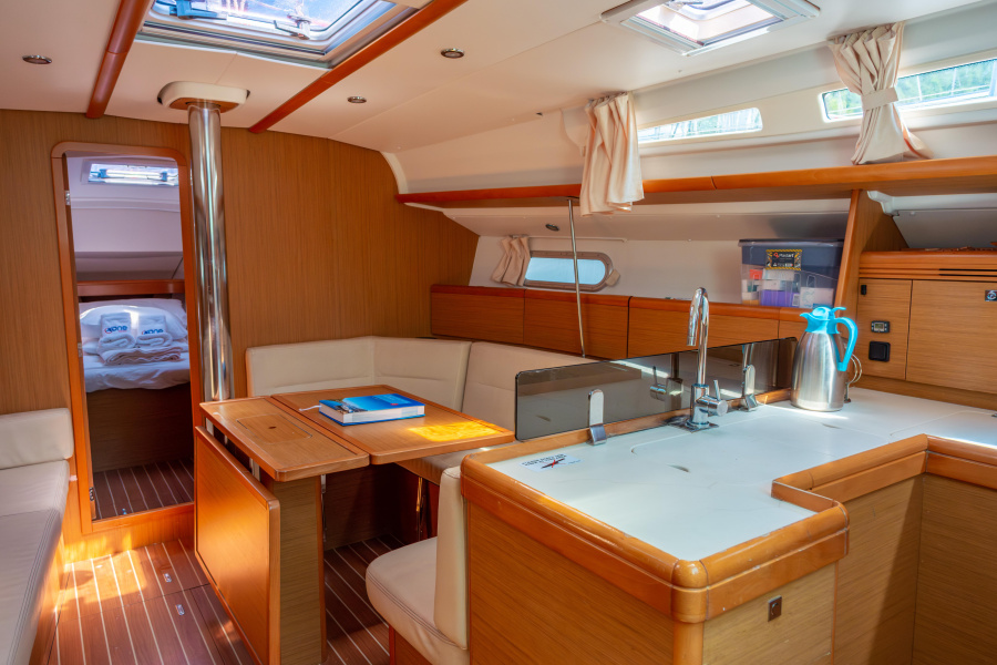 Photo #18 - Sun Odyssey 42 i (Winter Breeze) in Fethiye - 17025