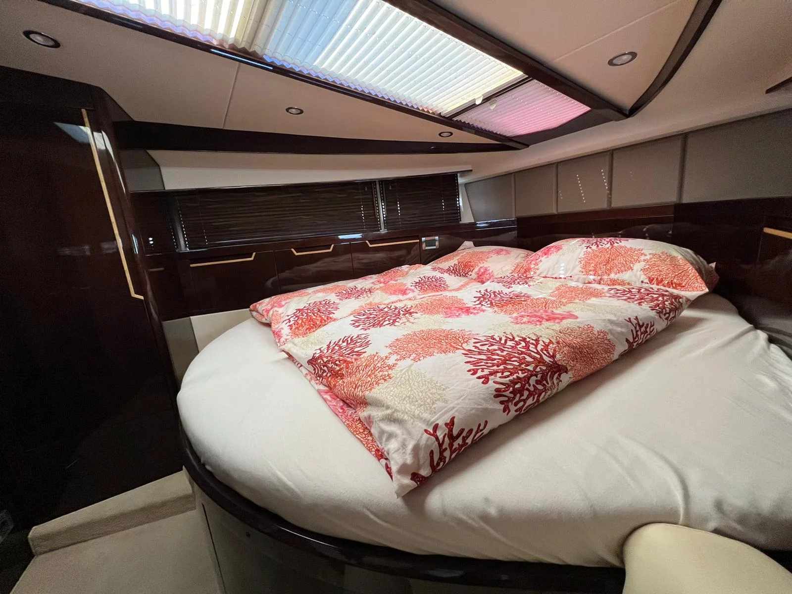 Galeon 385 HTS (Manoli)  - 18