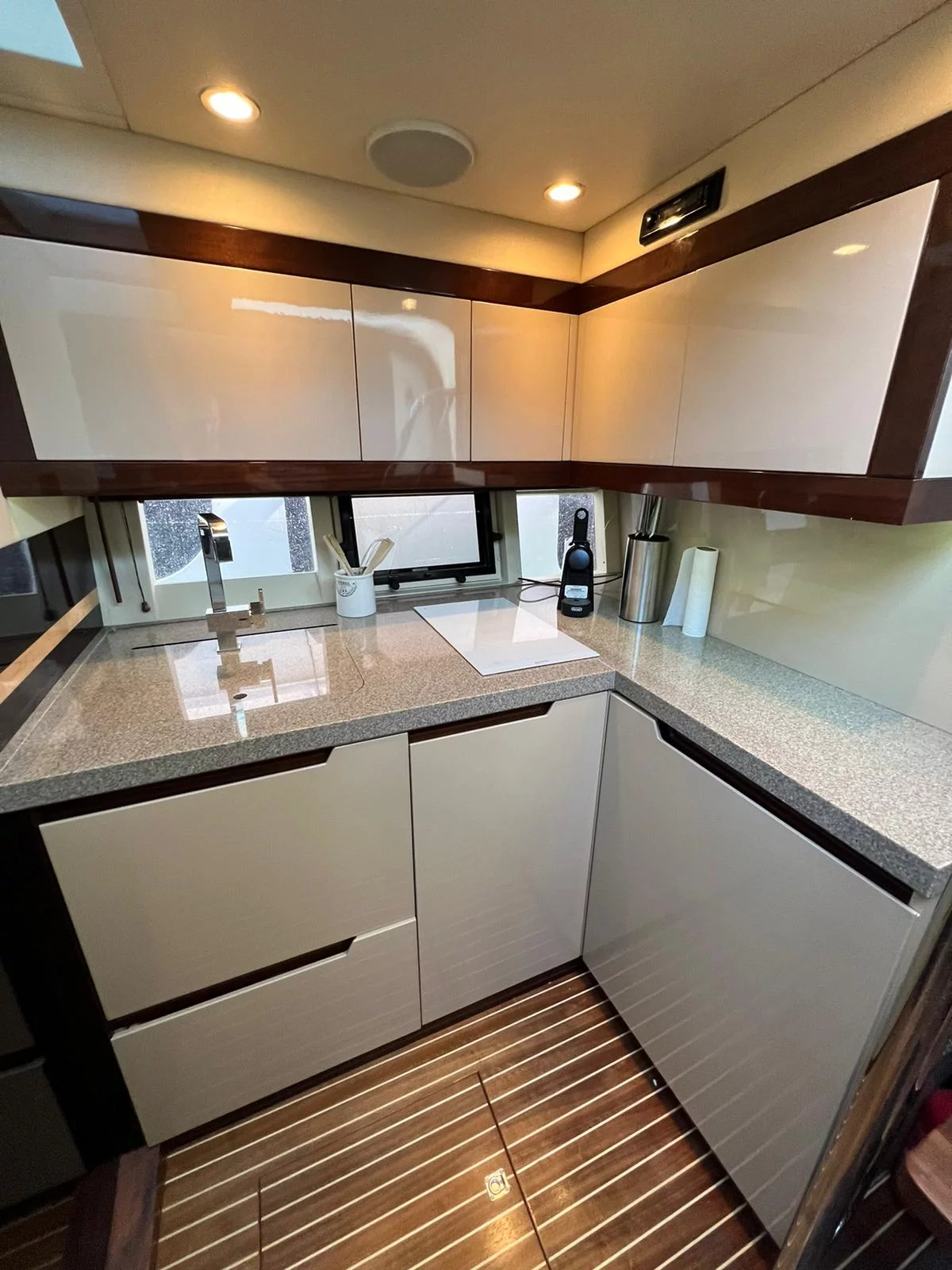 Galeon 385 HTS (Manoli)  - 7