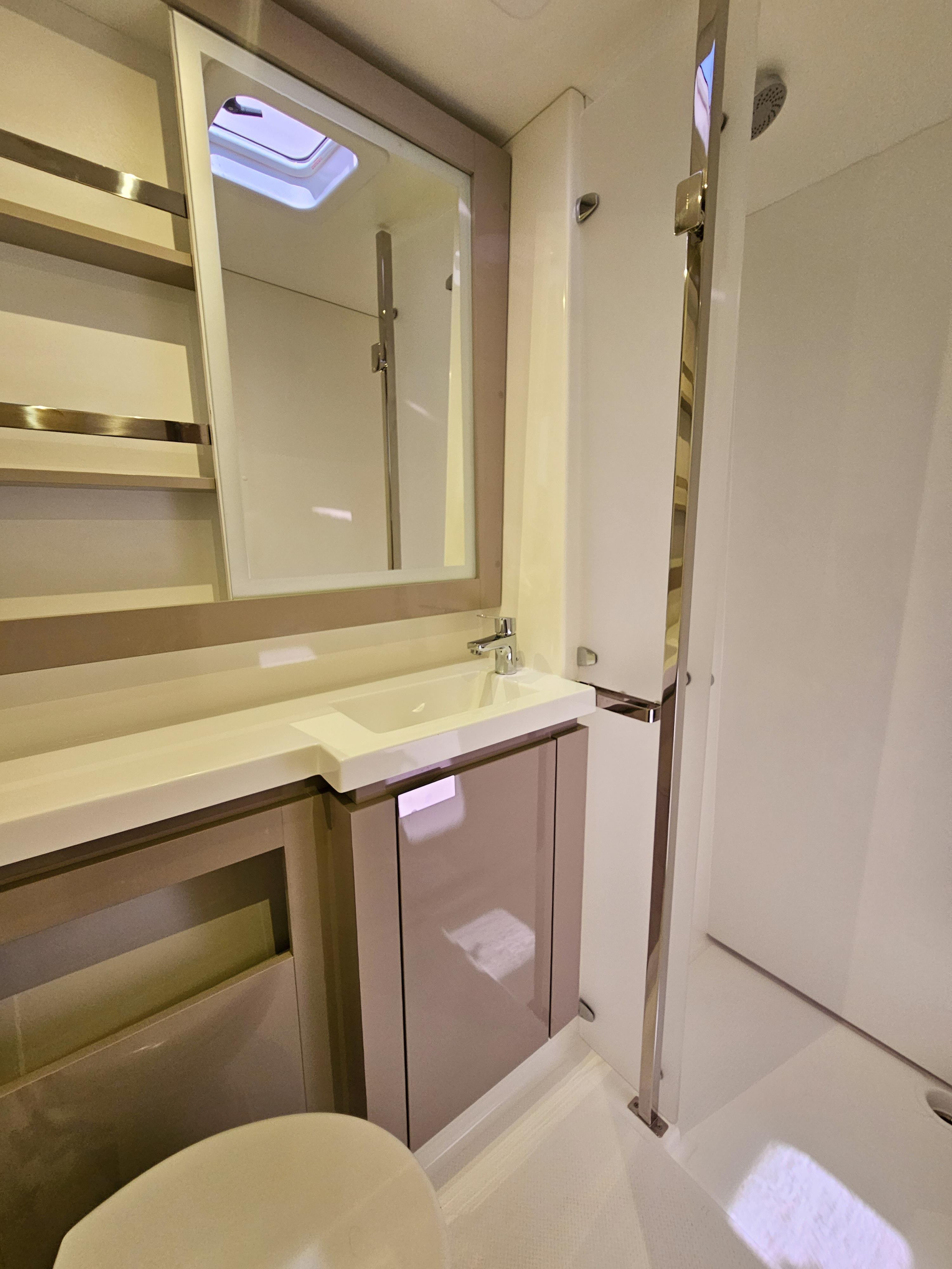 Photo #15 - Fountaine Pajot Elba 45 (Marina) in Trogir - 18639