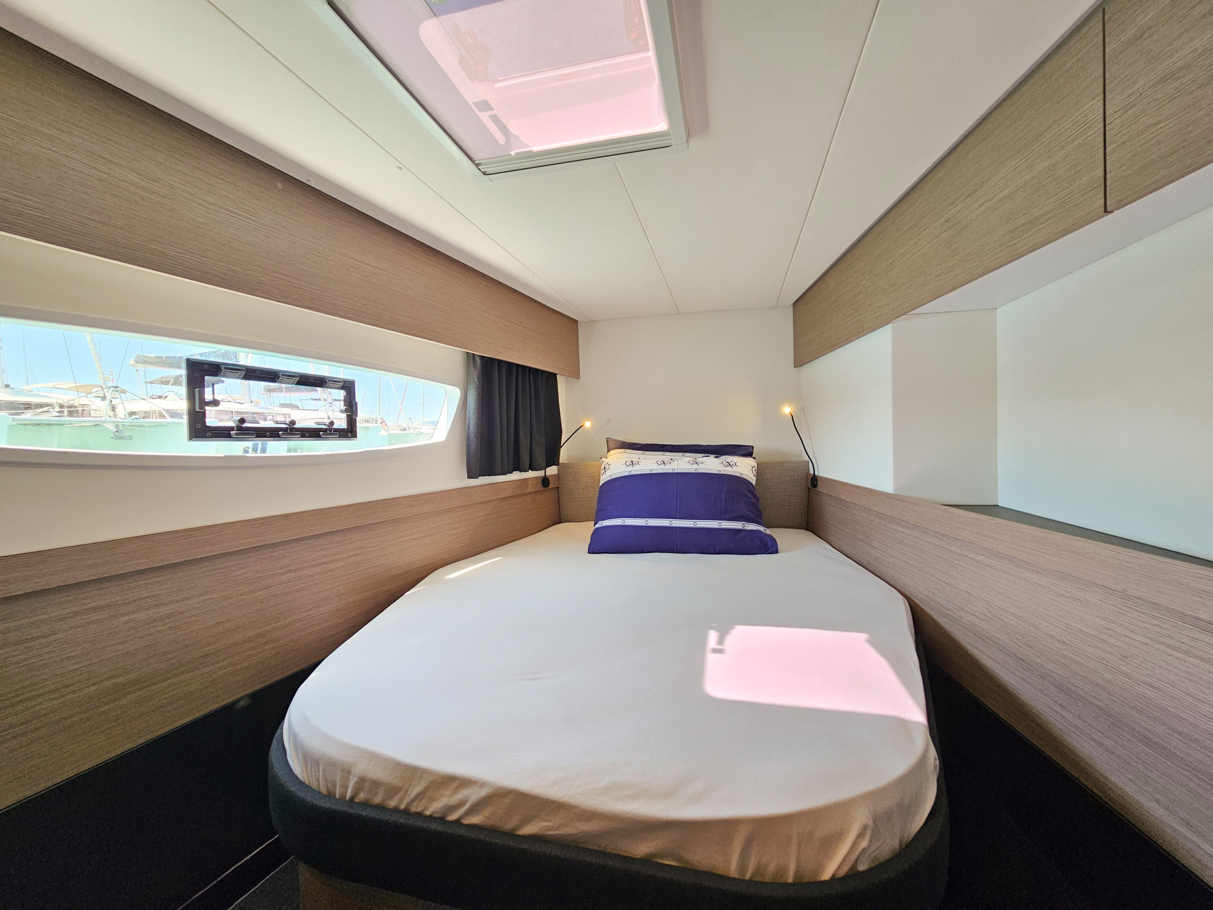 Photo #5 - Fountaine Pajot Elba 45 (Marina) in Trogir - 18639