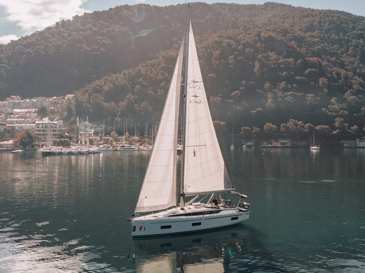 Photo #25 - Bavaria C42 (ARUNA) in Fethiye - 12248