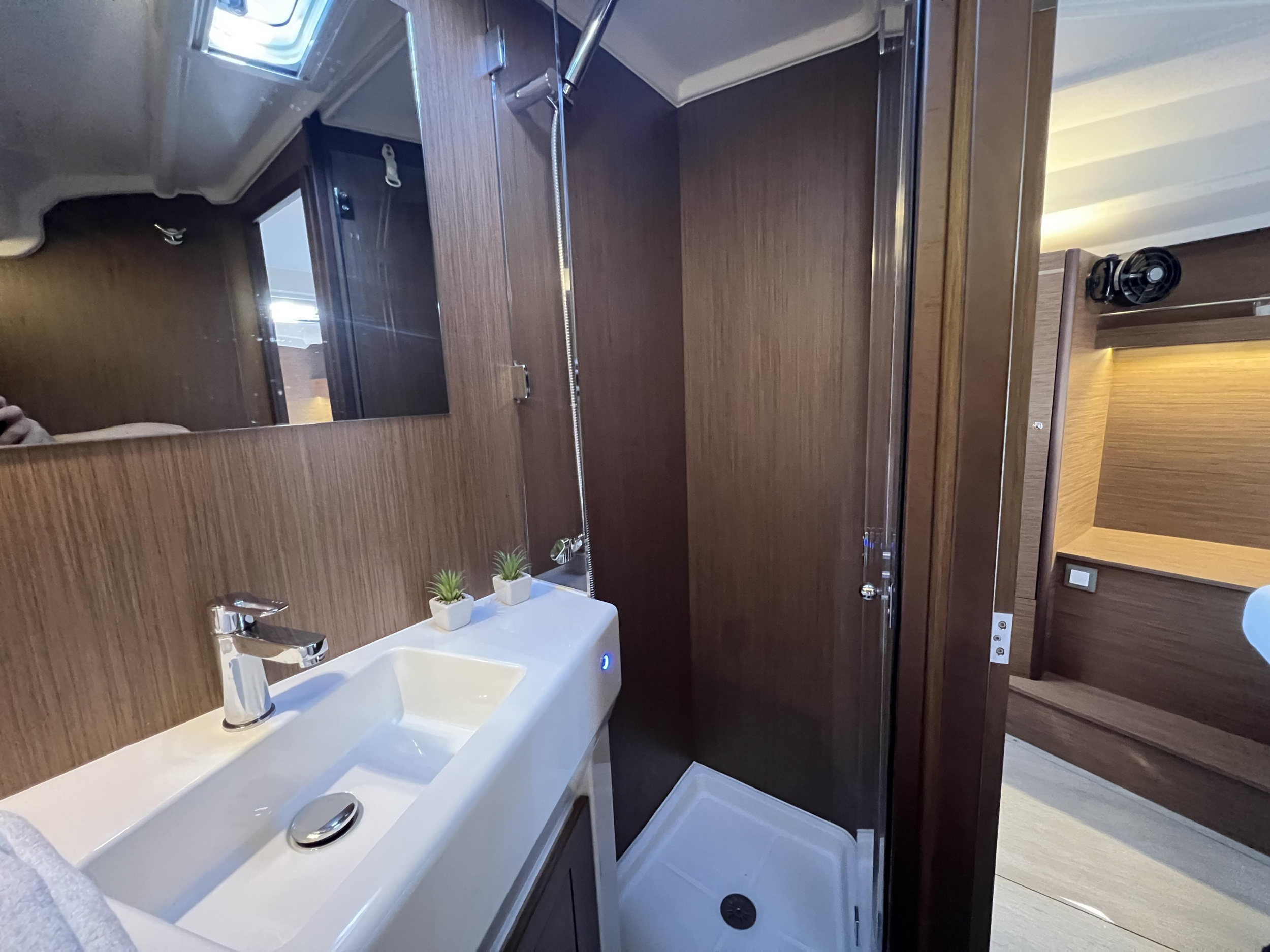 Photo #23 - Oceanis 40.1 (Christine) en Pula - 15874