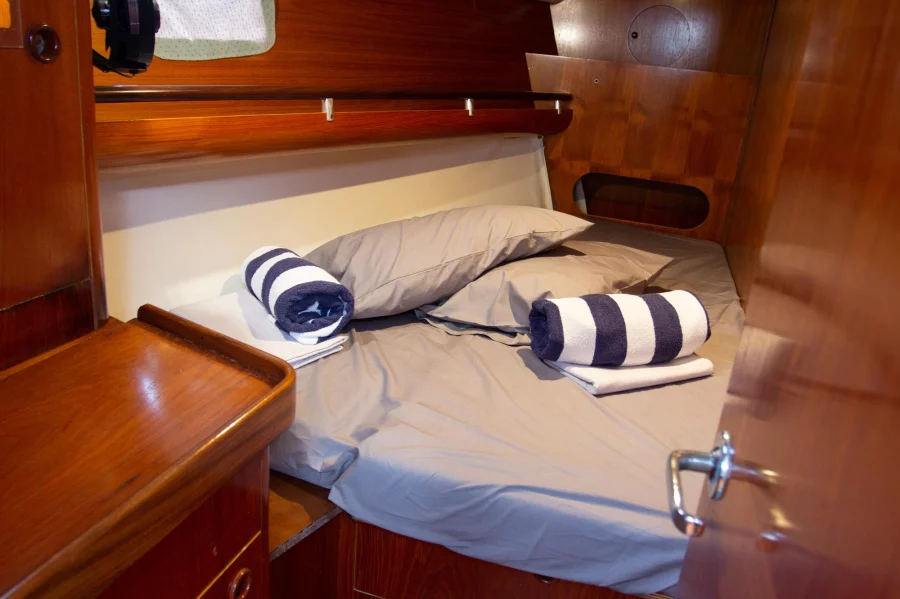 Oceanis 440 (Cabin 1 - Forward cabin - 2 persons (Xanemo))  - 10