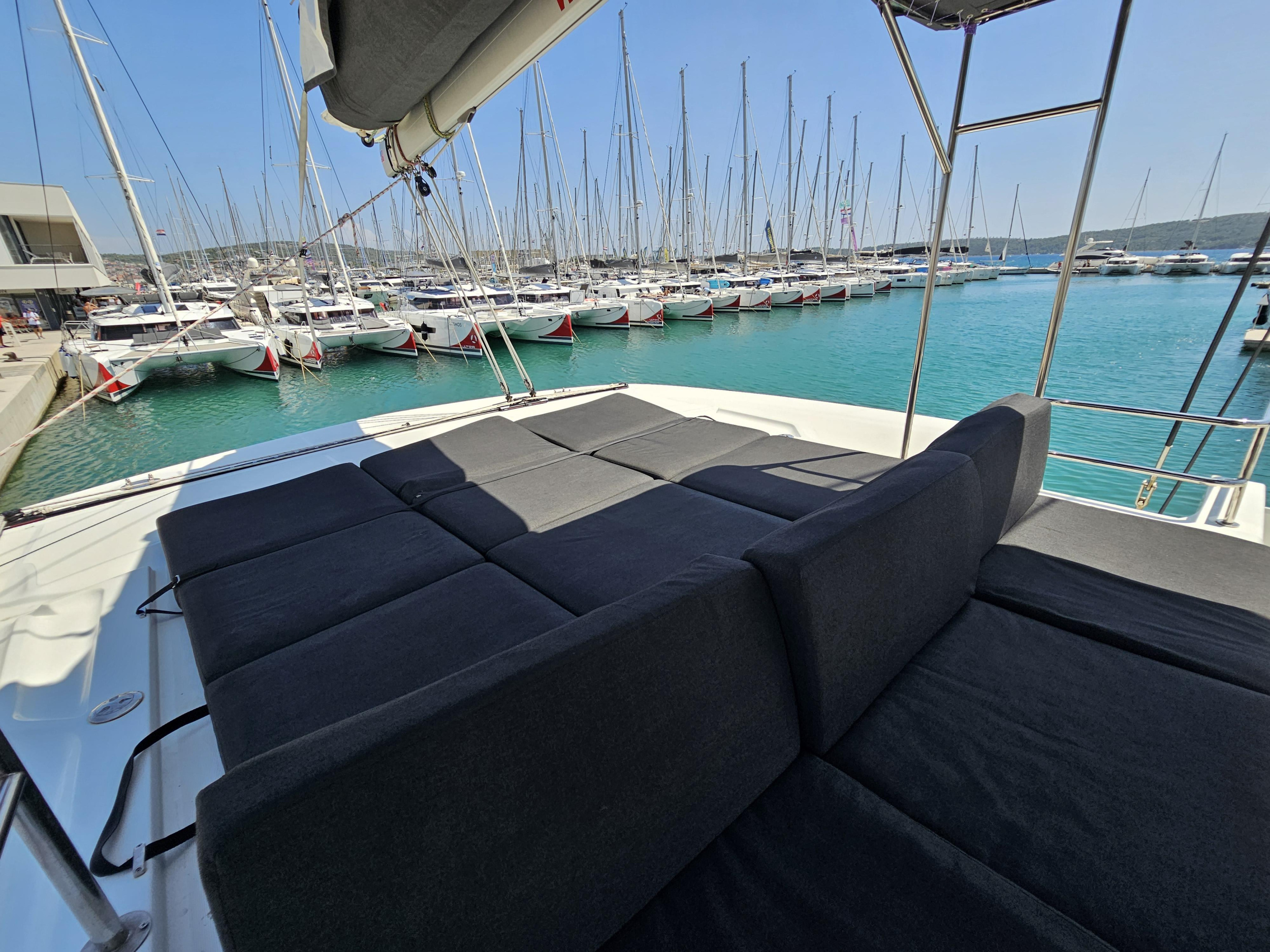 Photo #13 - Lagoon 50 Fly (MILA) in Trogir - 8145
