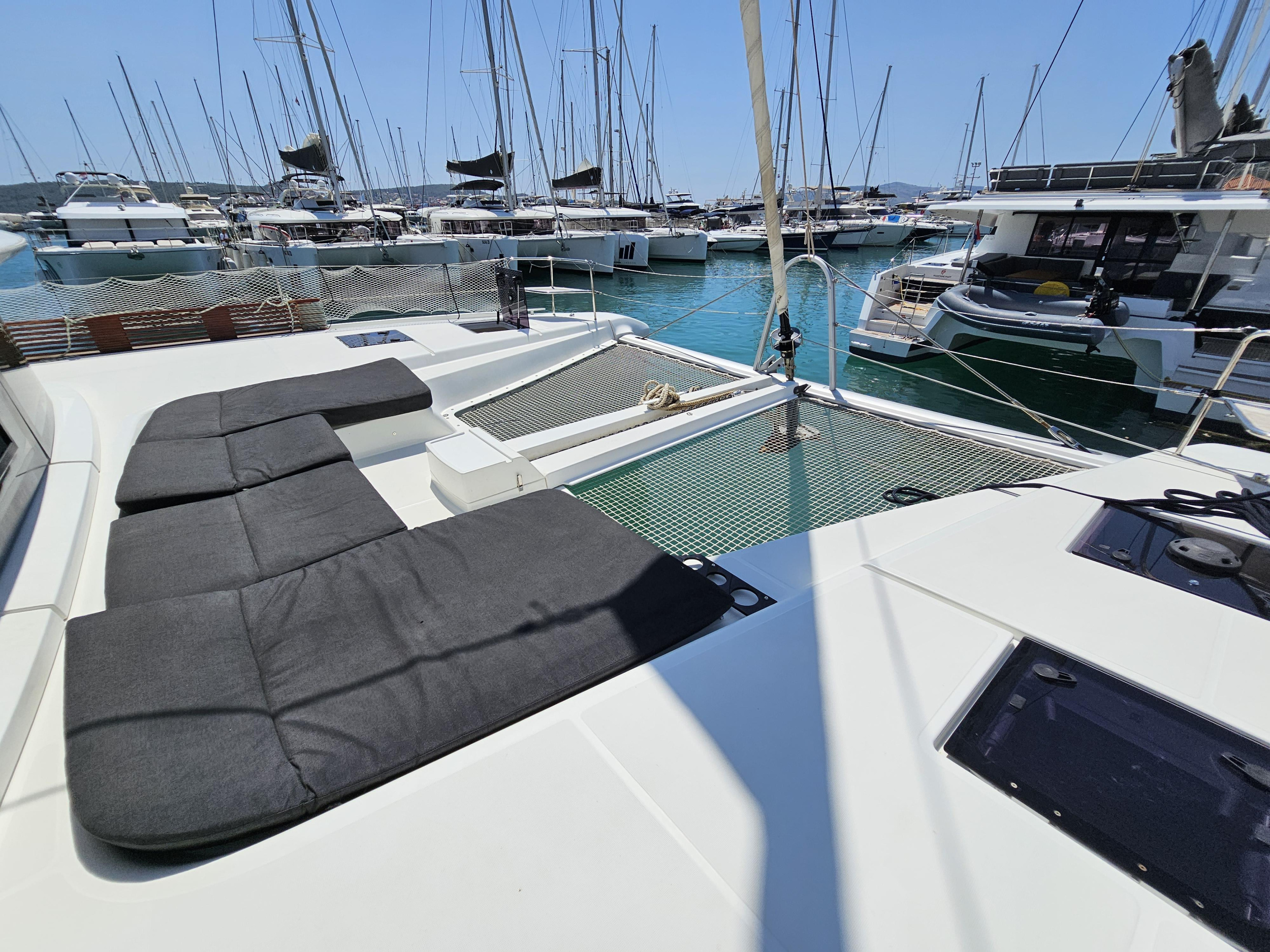 Photo #6 - Lagoon 50 Fly (MILA) in Trogir - 8145