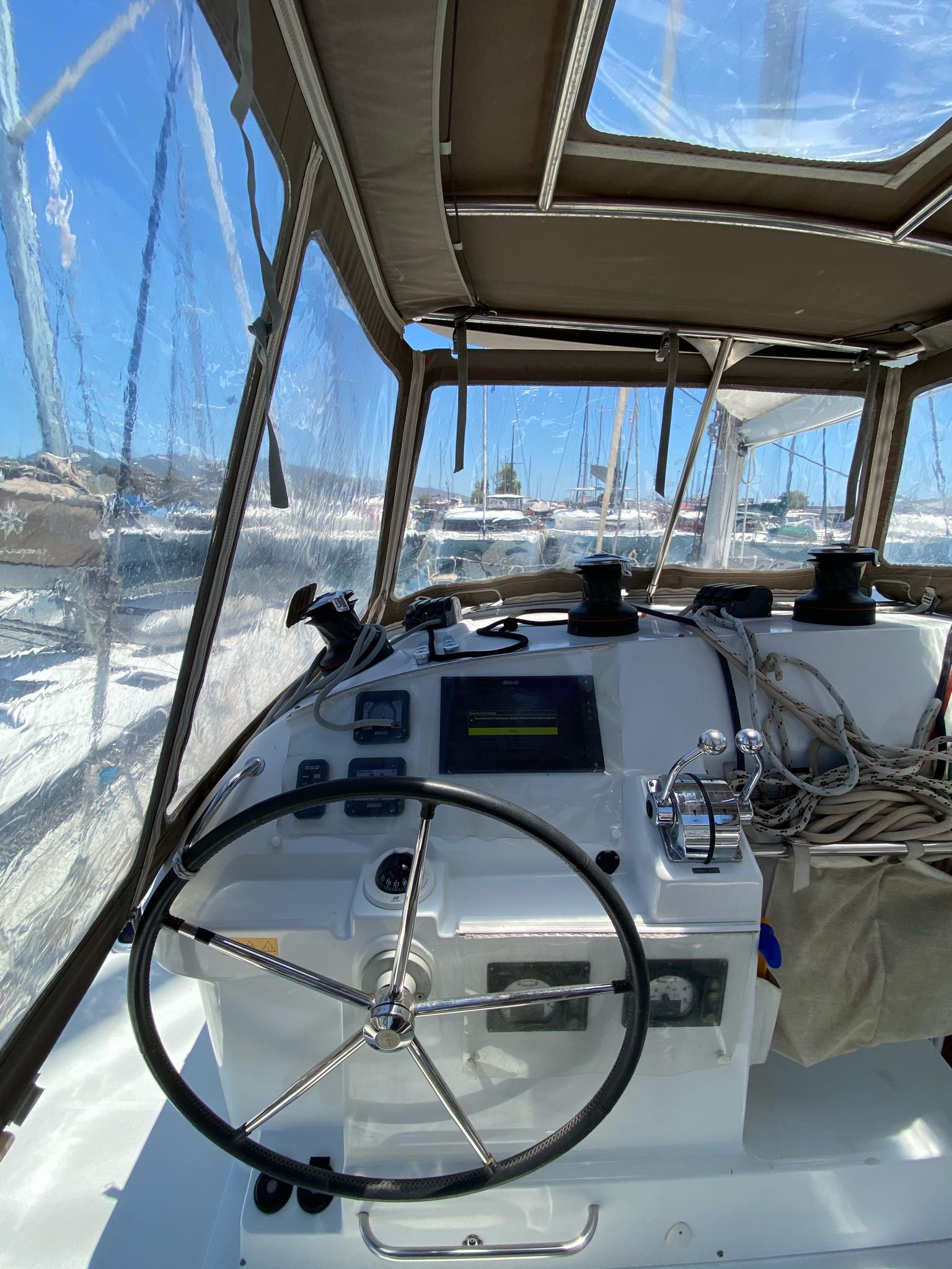 Photo #9 - Lagoon 400 S2 (CHRISTINA I) in Athen - 20115