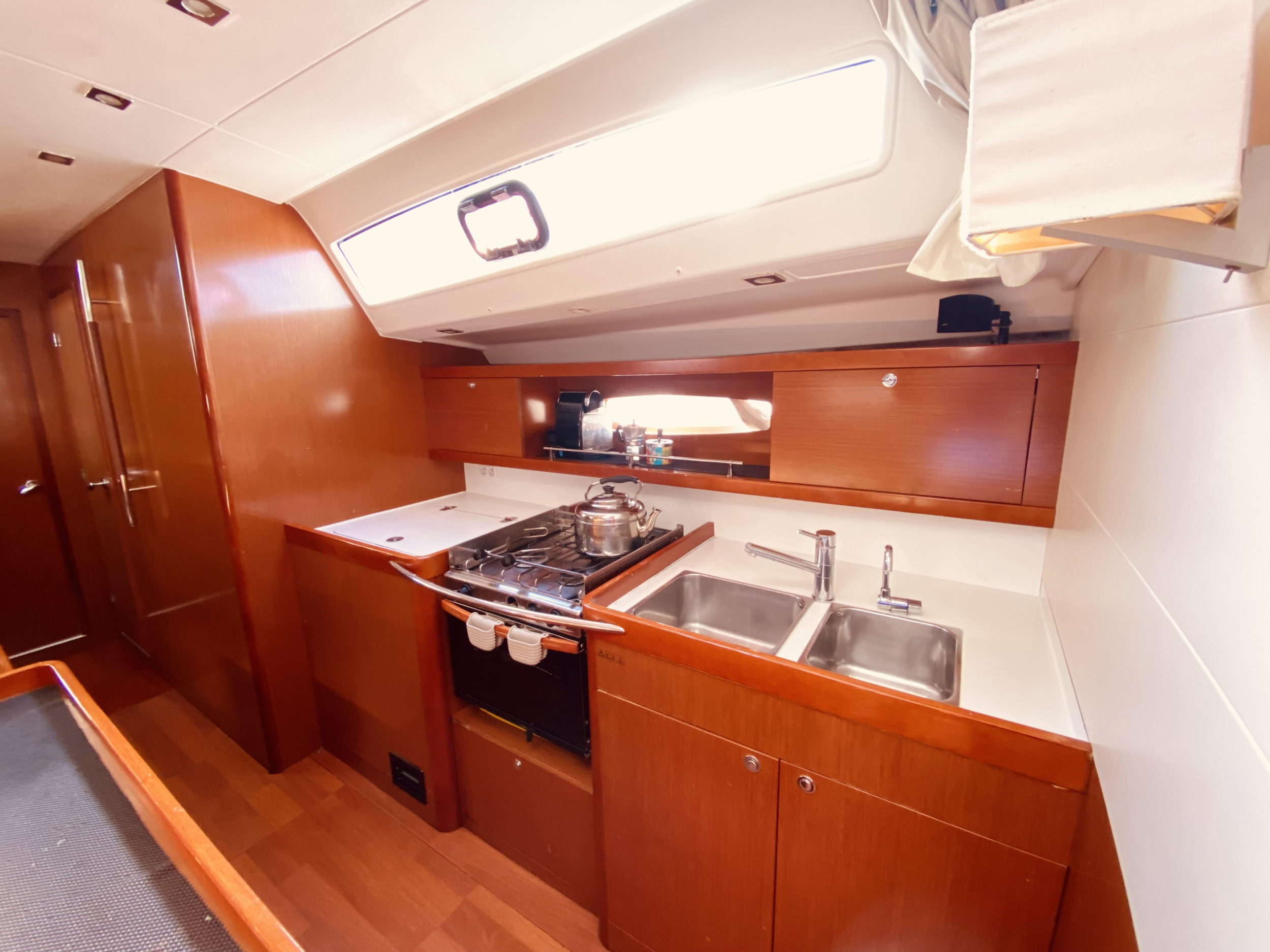 Photo #8 - Oceanis 50 (Pura Vida (Pax 12)) en Lefkada - 6497