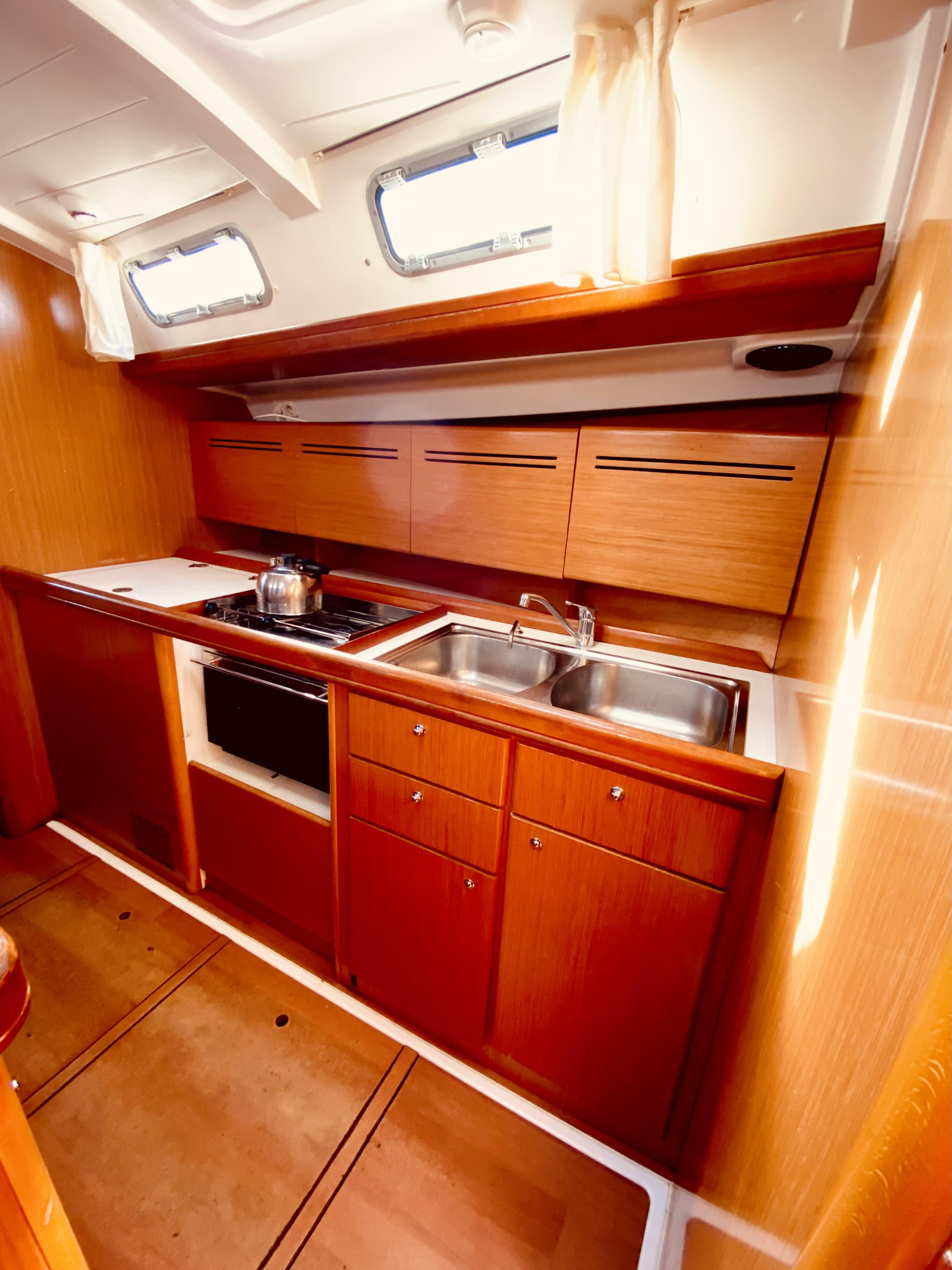 Photo #8 - Beneteau Cyclades 50.5 (Christina (Pax 12)) en Lefkada - 6499