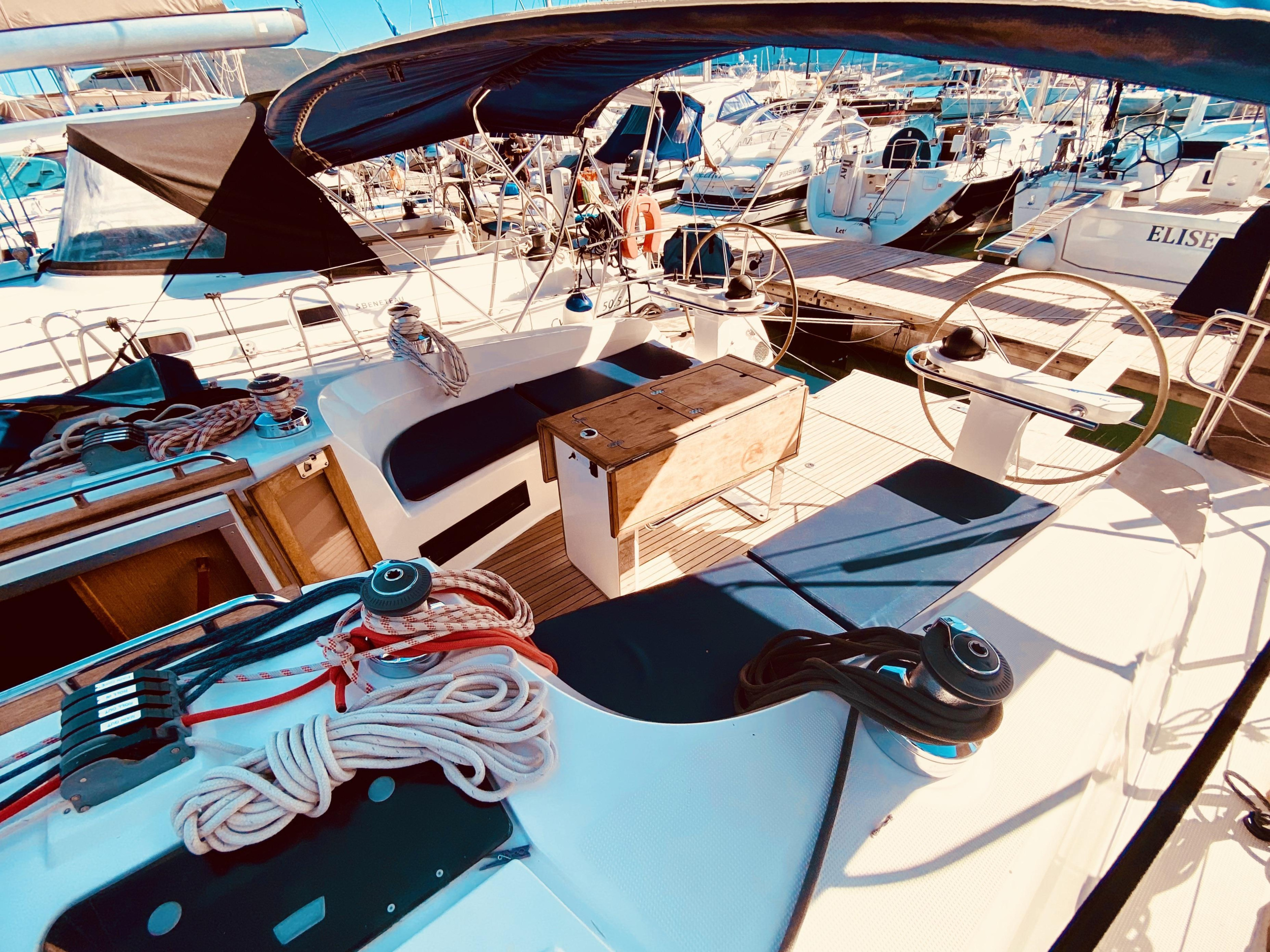 Photo #8 - Bavaria Cruiser 45 (Rachelle (Pax 9)) en Lefkada - 7054