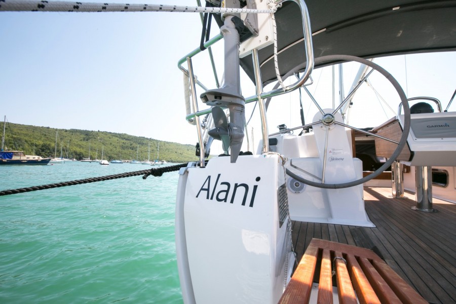 Photo #12 - Bavaria Cruiser 37 (ALANI) in Pula - 20373
