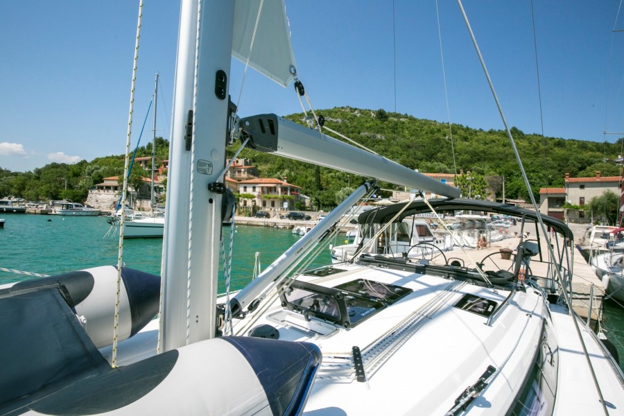 Photo #9 - Bavaria Cruiser 37 (ALANI) in Pula - 20373