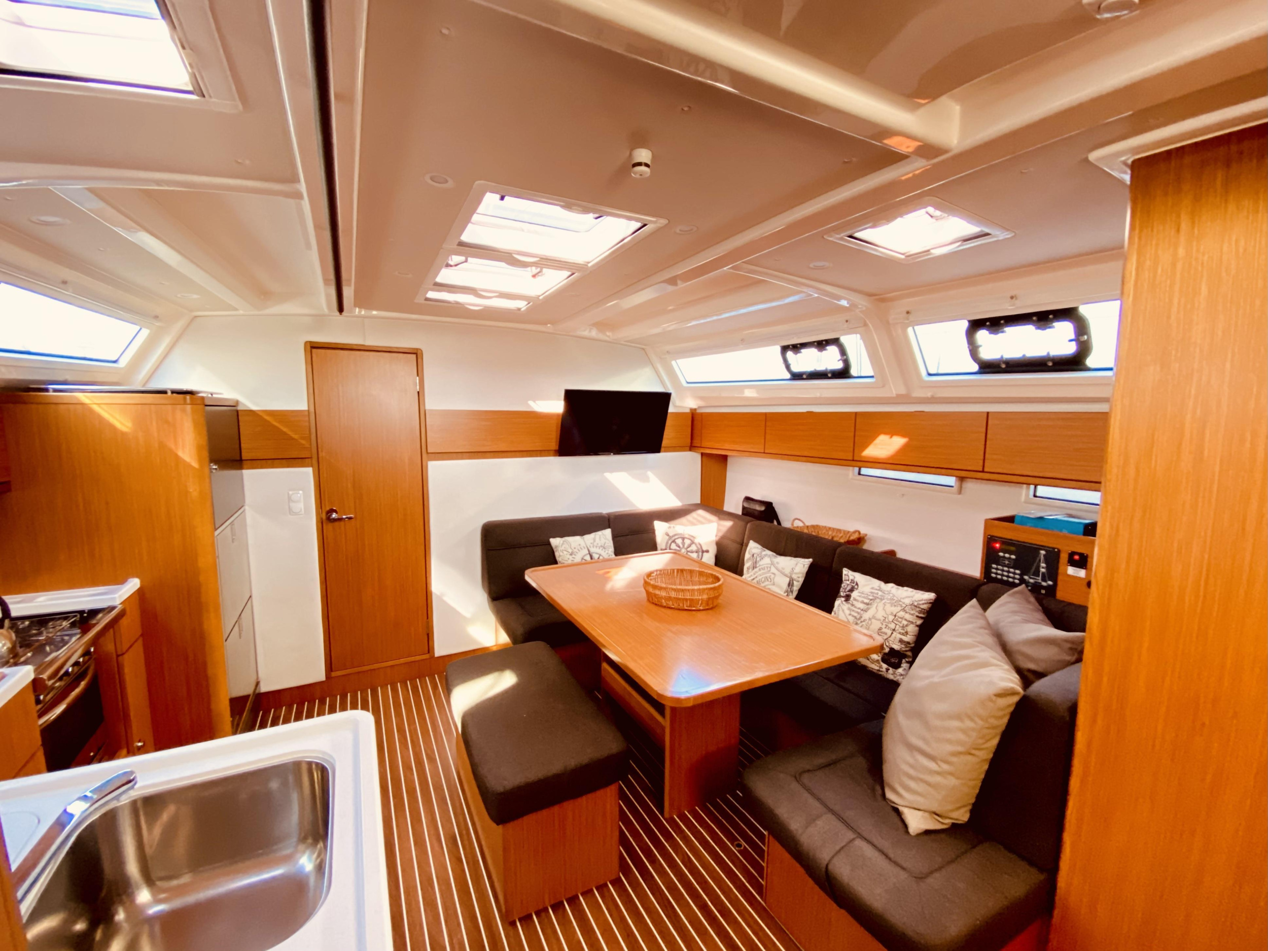 Photo #7 - Bavaria Cruiser 46 Style (Euphoria (Pax 10)) in Lefkada - 16006