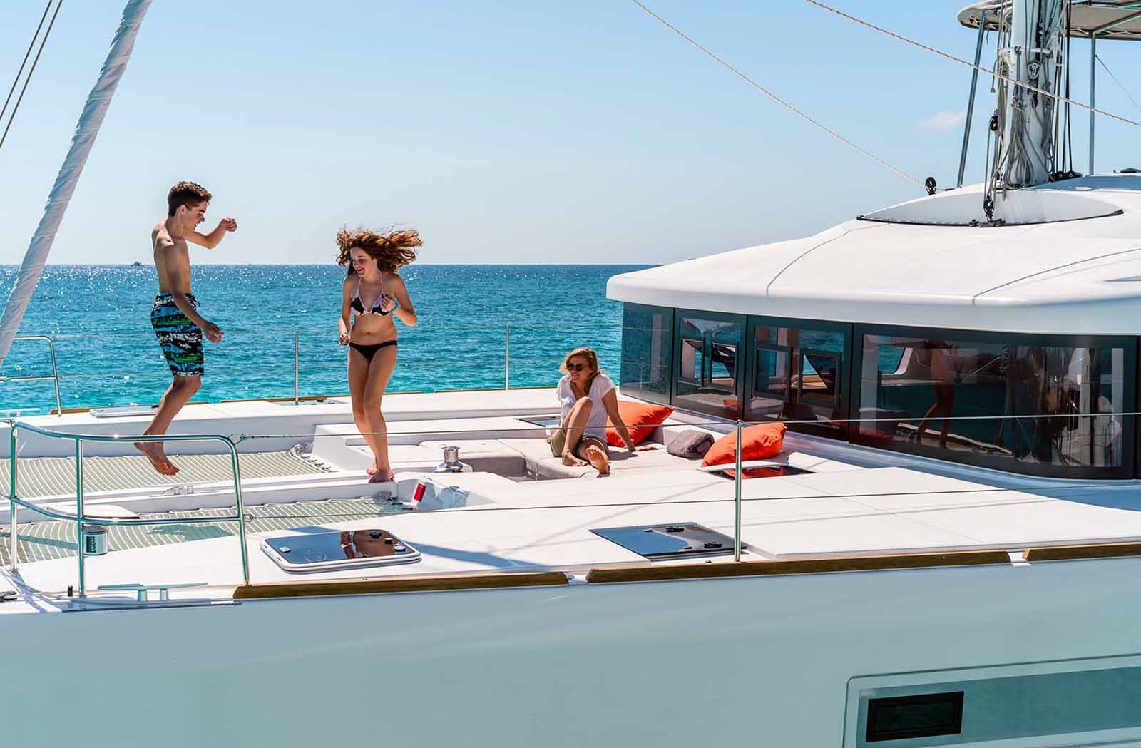 Photo #9 - Lagoon 52 - 6 Cabin (Queen of Hearts ( - - Refit 2022)) in Athen - 20372
