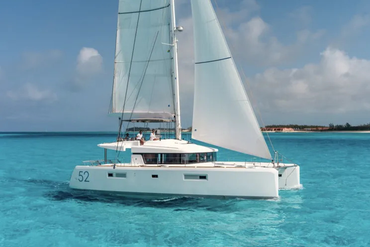 Photo #4 - Lagoon 52 - 6 Cabin (Queen of Hearts ( - - Refit 2022)) in Athen - 20372