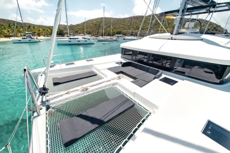 Photo #14 - Lagoon 52 - 6 Cabin (Queen of Hearts ( - - Refit 2022)) in Athen - 20372