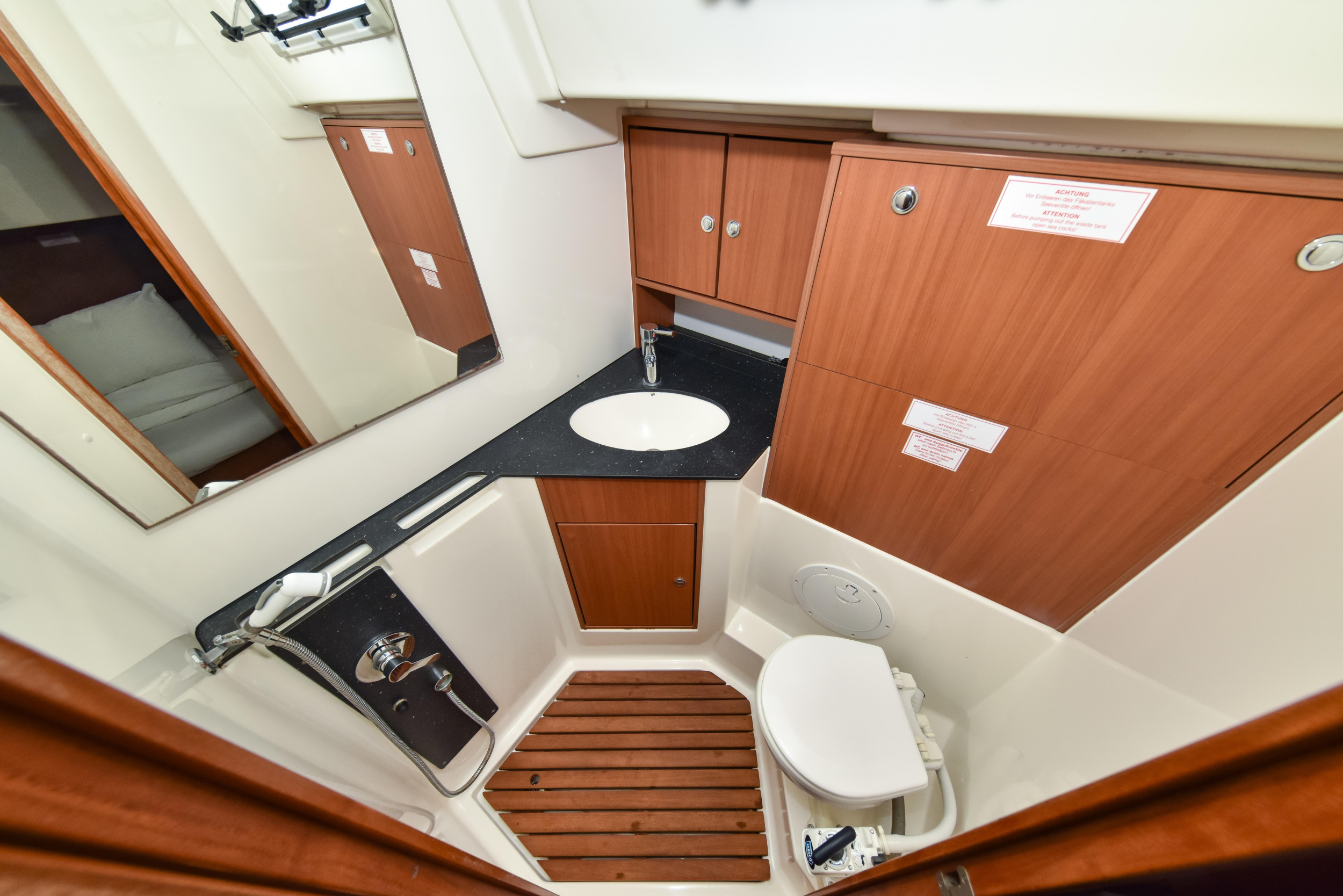 Photo #9 - Bavaria 45 Cruiser (Controvento) en Sukosan - 15661