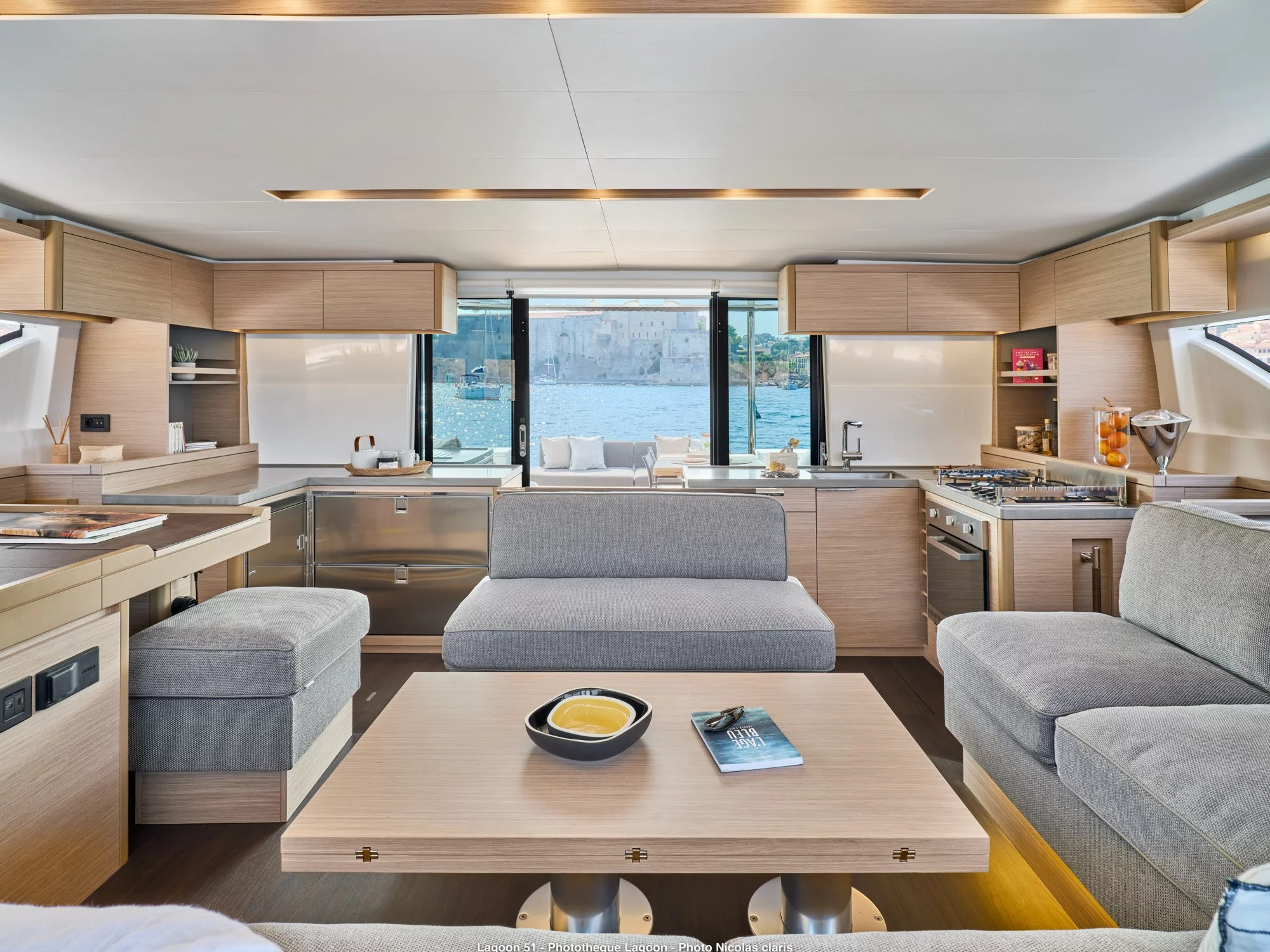 Lagoon 51 & GEN & WM (One Feeling) Interior image - 9